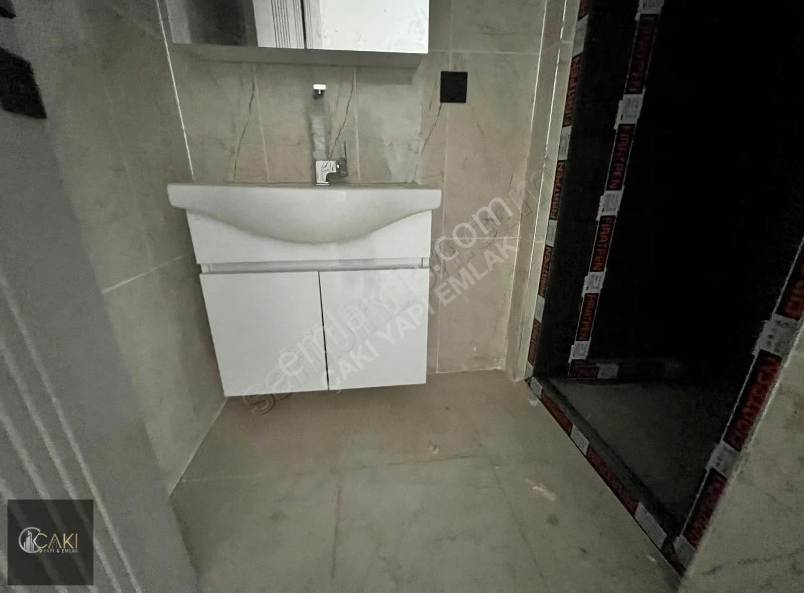 Çakı Yapı Emlaktan Şerefiye Mahallesinde Kiralık 3+1 Daire - Görsel 13