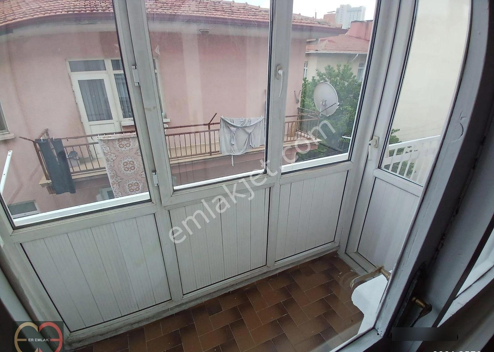 Emek ' Te Metro Yakını Otoparklı 3+1 Daire - Görsel 12