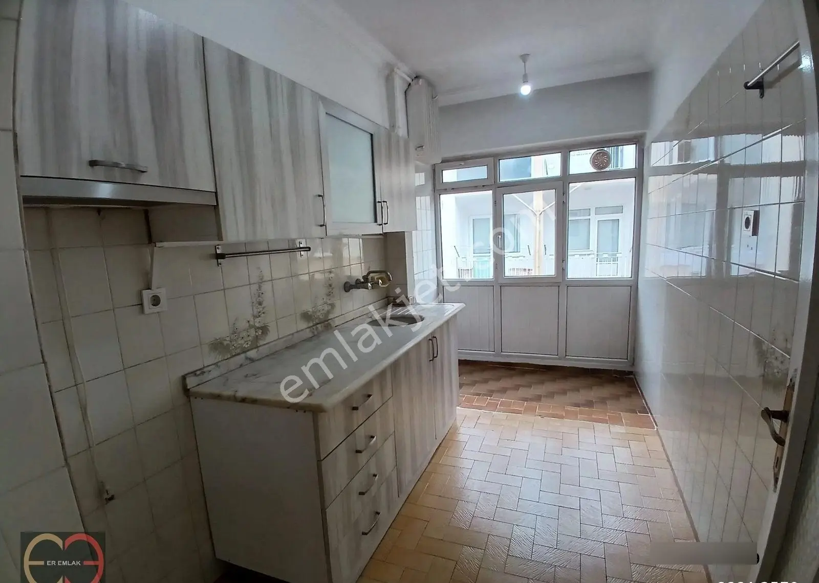 Emek ' Te Metro Yakını Otoparklı 3+1 Daire - Görsel 16
