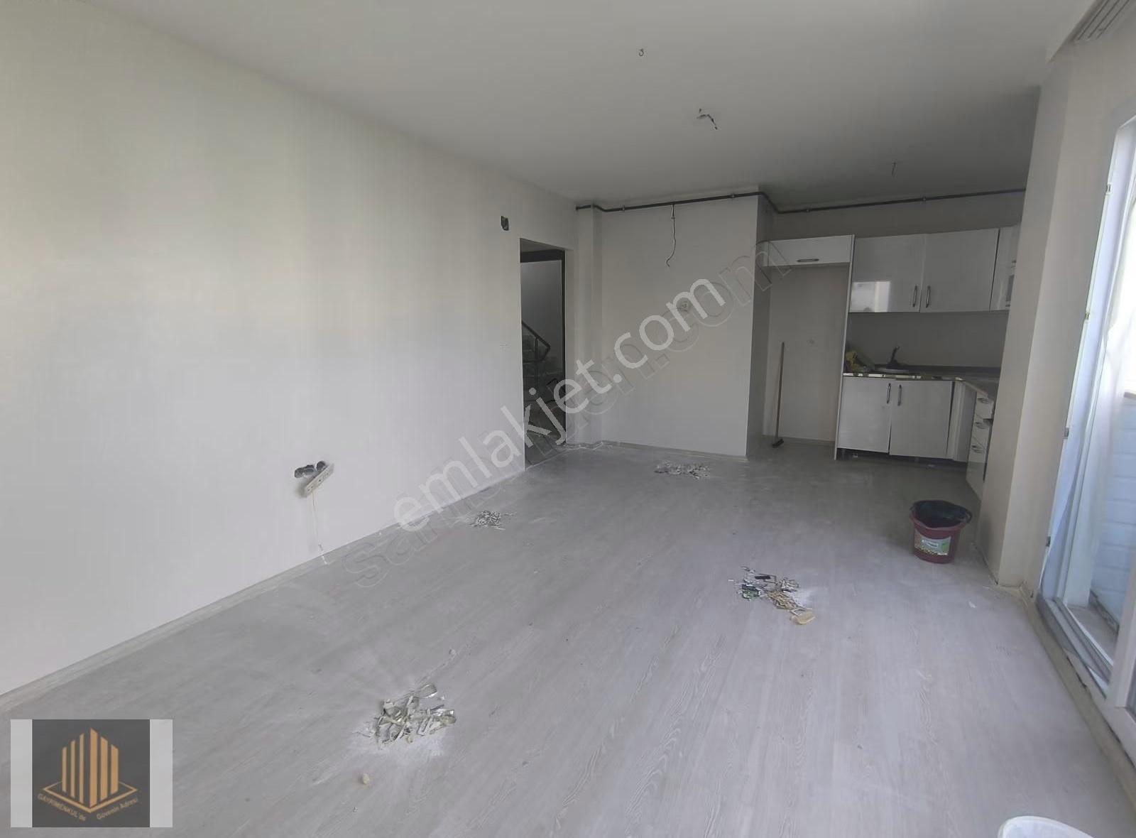Kabasakal'da Havuzlu Güvenlikli Sitede 2+1 Kiralık Daire - Görsel 24