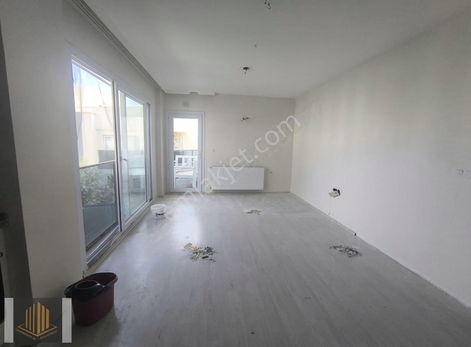 Kabasakal'da Havuzlu Güvenlikli Sitede 2+1 Kiralık Daire - Görsel 12