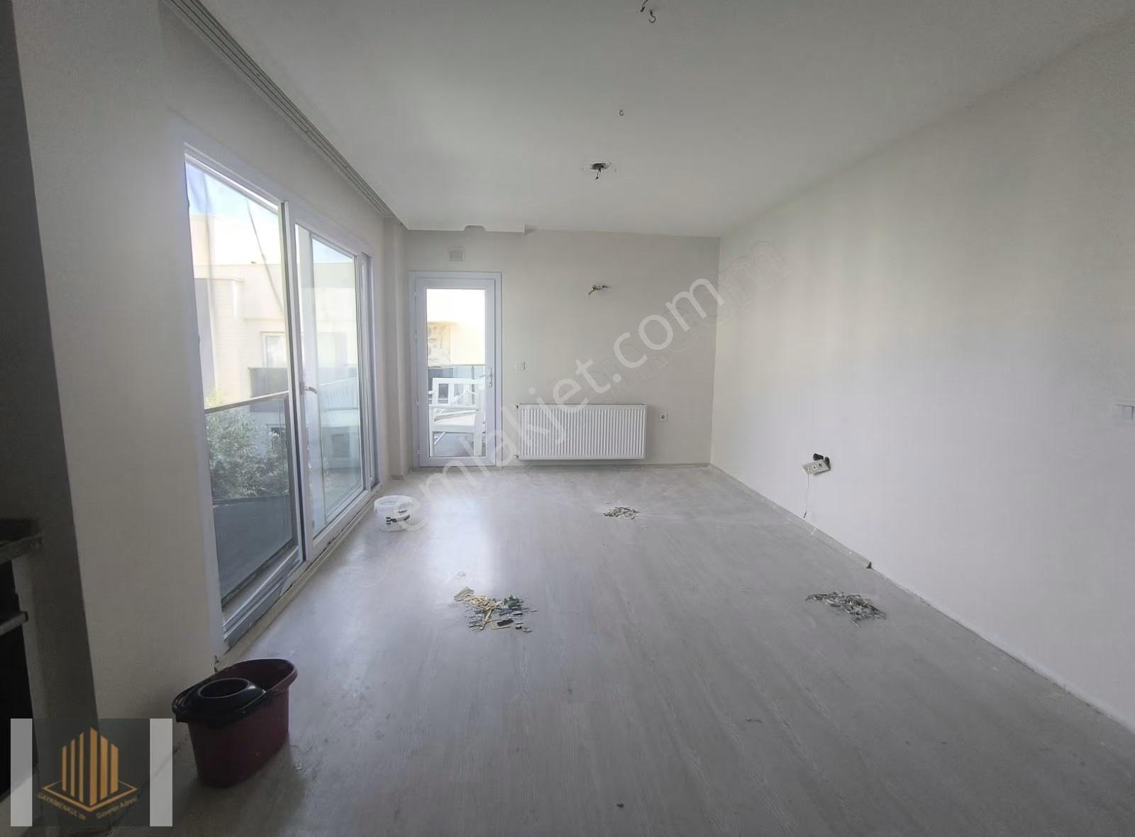 Kabasakal'da Havuzlu Güvenlikli Sitede 2+1 Kiralık Daire - Görsel 20