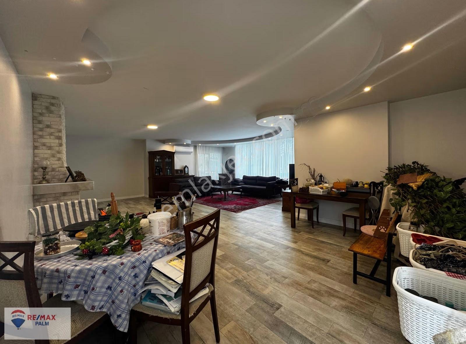 Remax Palm'den Liparis 1'de Denize Sıfır Müstakil Tadında 4+1 - Görsel 12