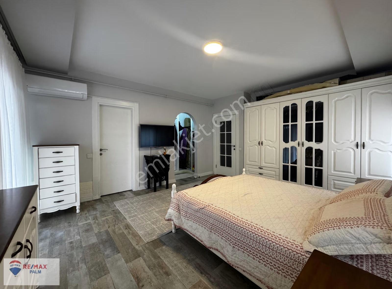 Remax Palm'den Liparis 1'de Denize Sıfır Müstakil Tadında 4+1 - Görsel 31