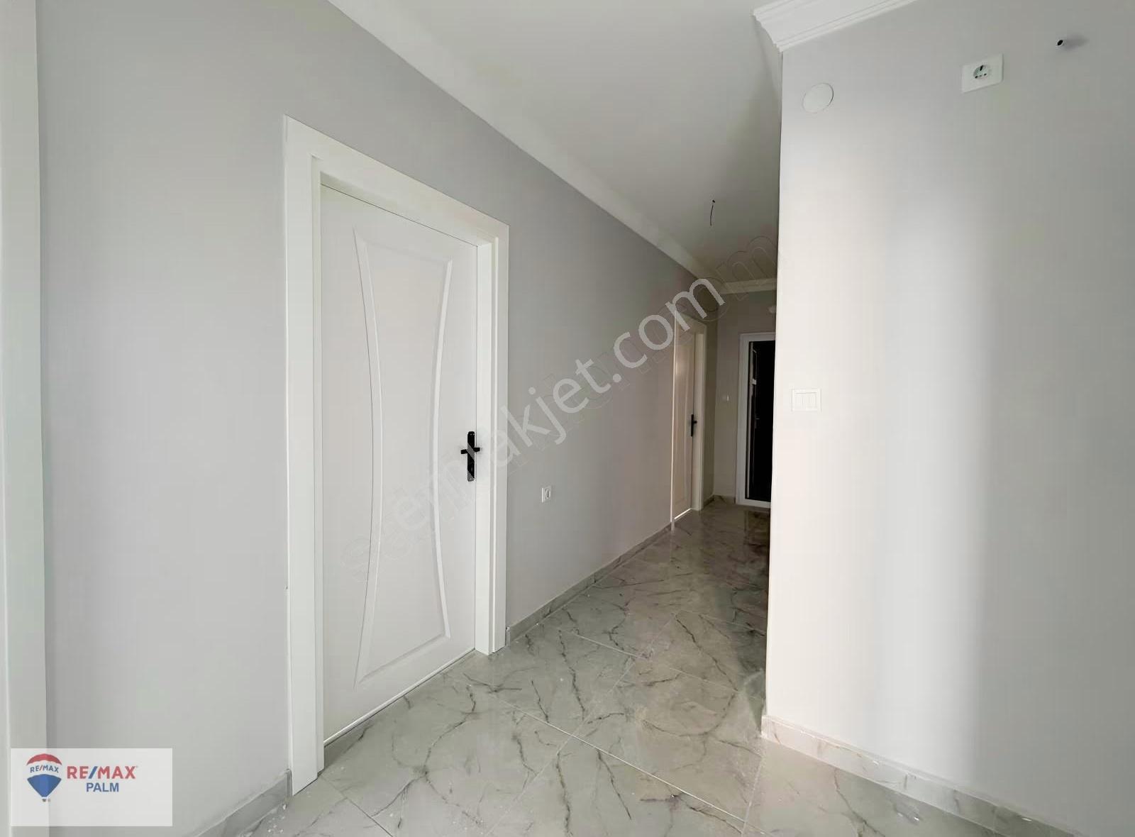 Remax Palm'den Sahile 2. Parsel Deniz Manzaralı Kiralık Daire - Görsel 11