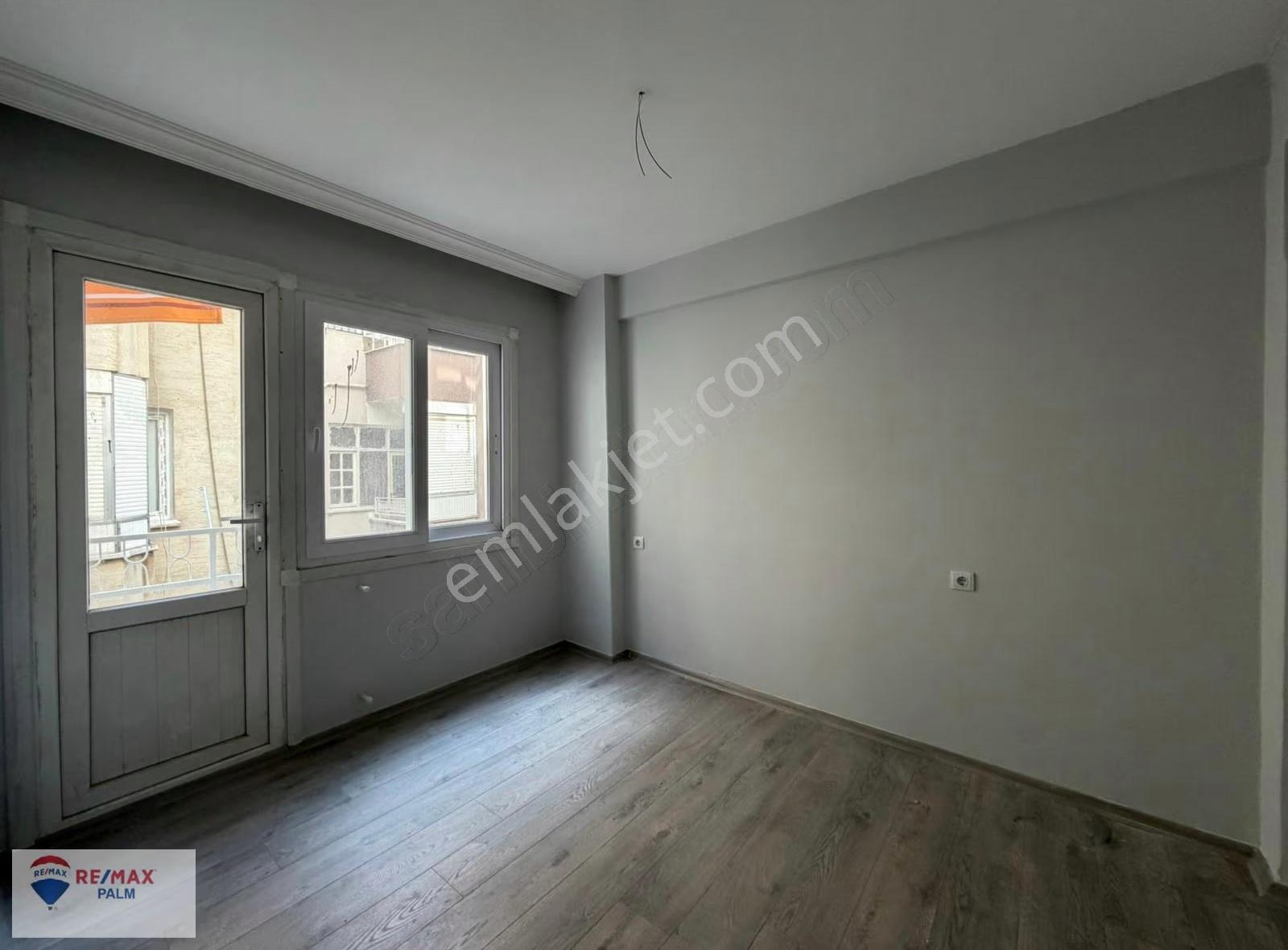 Remax Palm'den Sahile 2. Parsel Deniz Manzaralı Kiralık Daire - Görsel 17