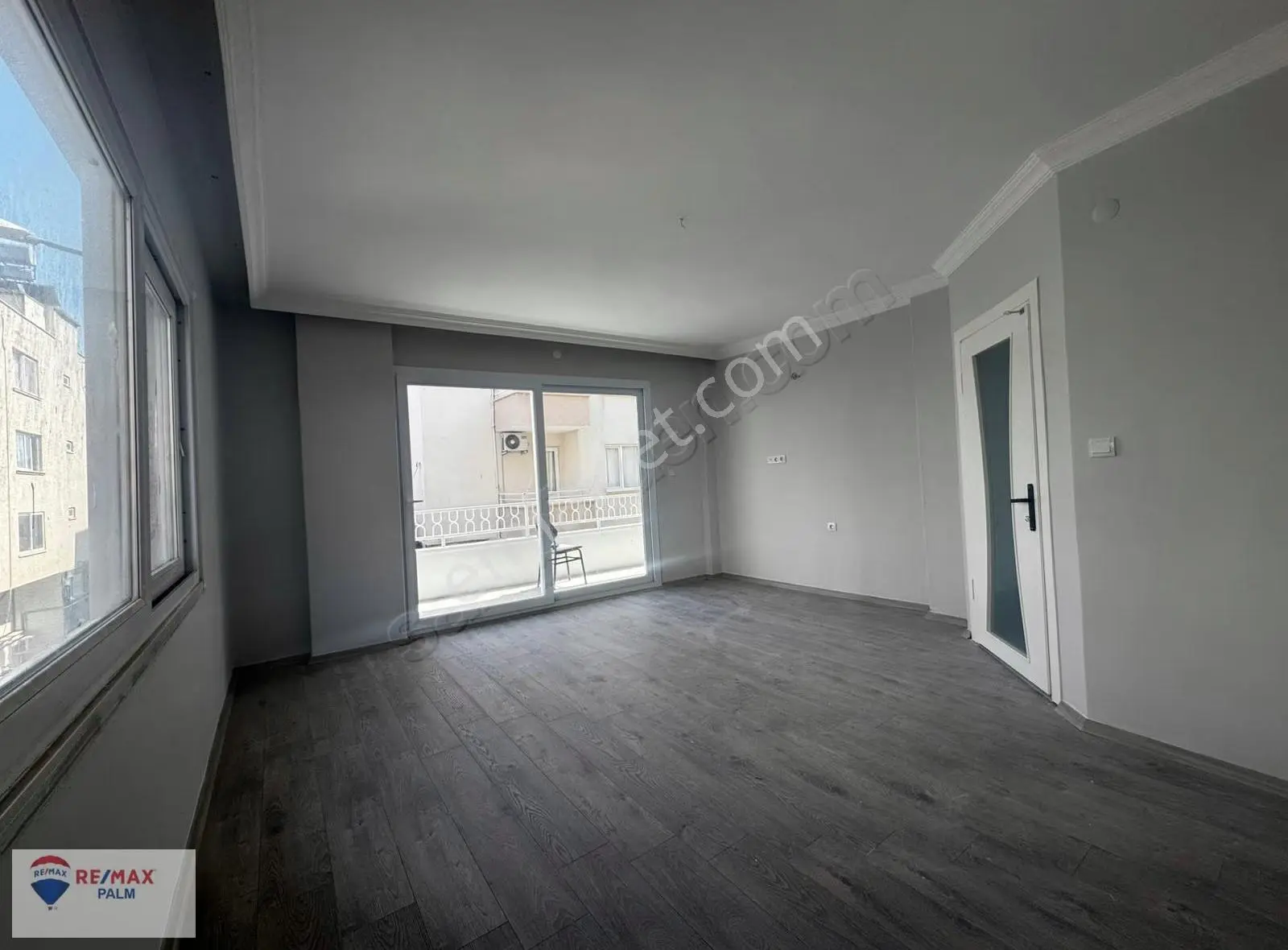Remax Palm'den Sahile 2. Parsel Deniz Manzaralı Kiralık Daire - Görsel 4