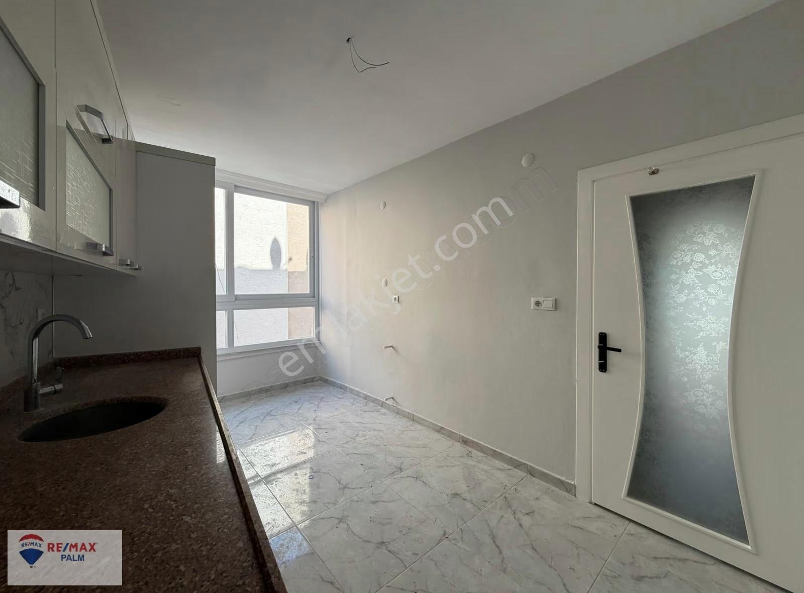 Remax Palm'den Sahile 2. Parsel Deniz Manzaralı Kiralık Daire - Görsel 12