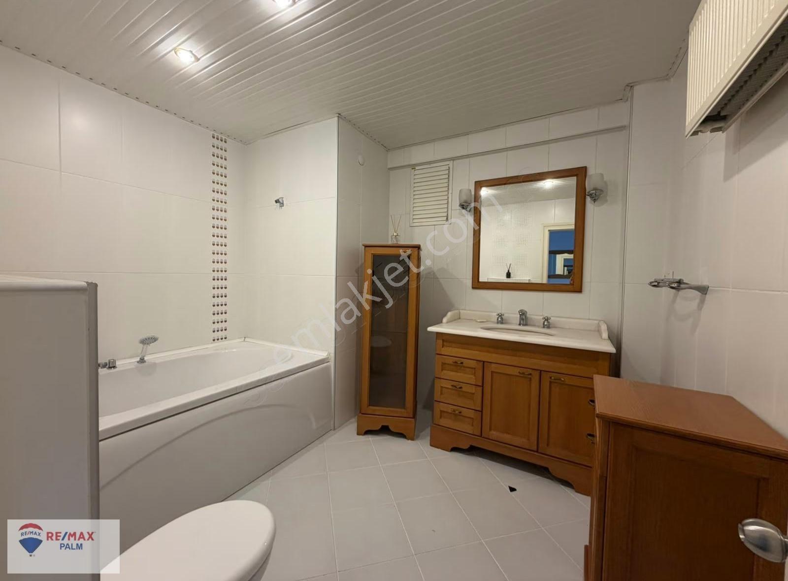 Remax Palm'den Deniz Ve Marina Manzaralı Lüks 4+1 Daire - Görsel 4