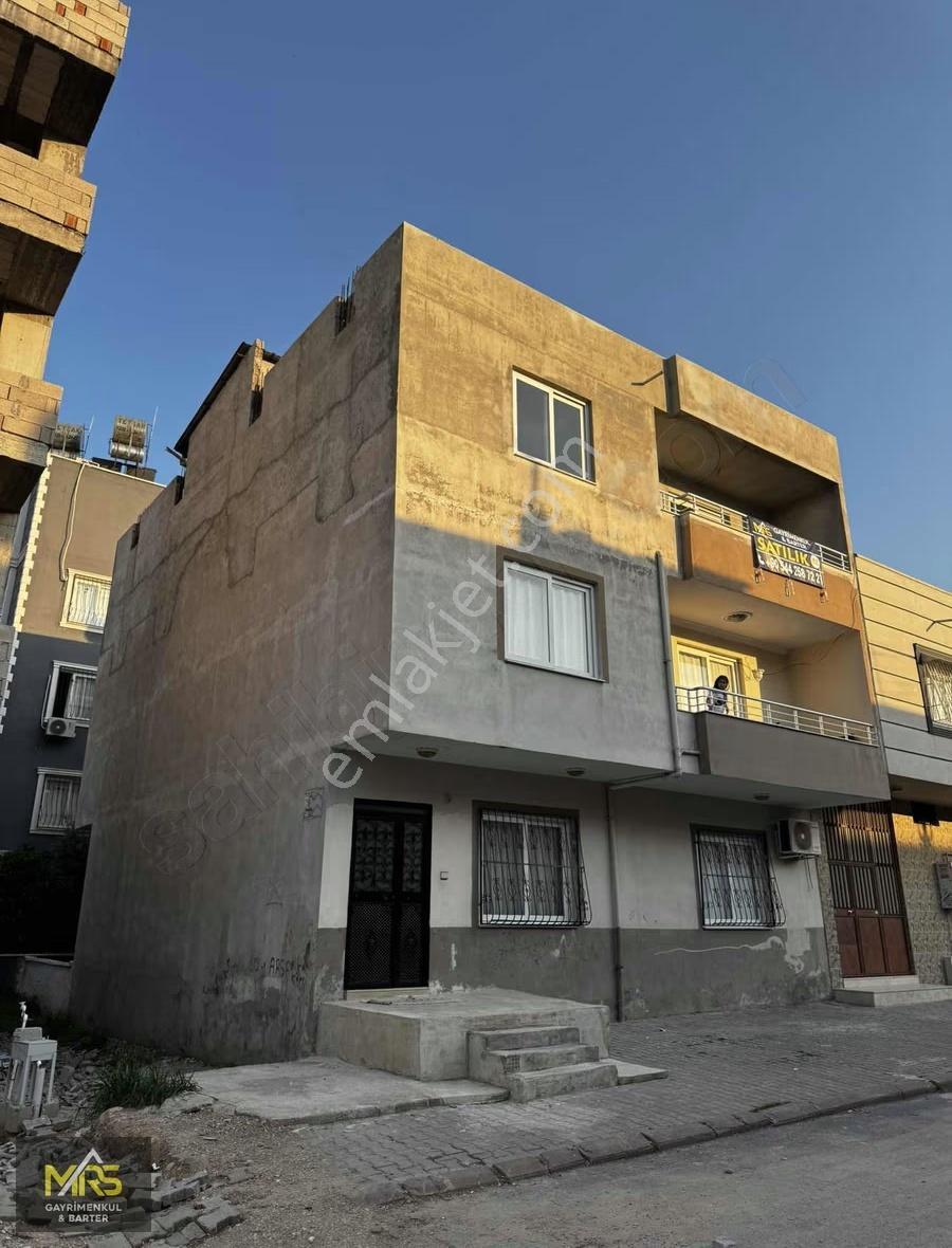 Mersin Selçuklar Mahallesinde 3 Katlı Müstakil - Görsel 6