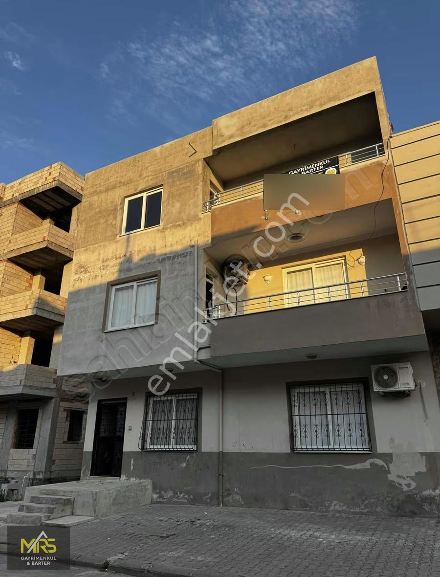 Mersin Selçuklar Mahallesinde 3 Katlı Müstakil