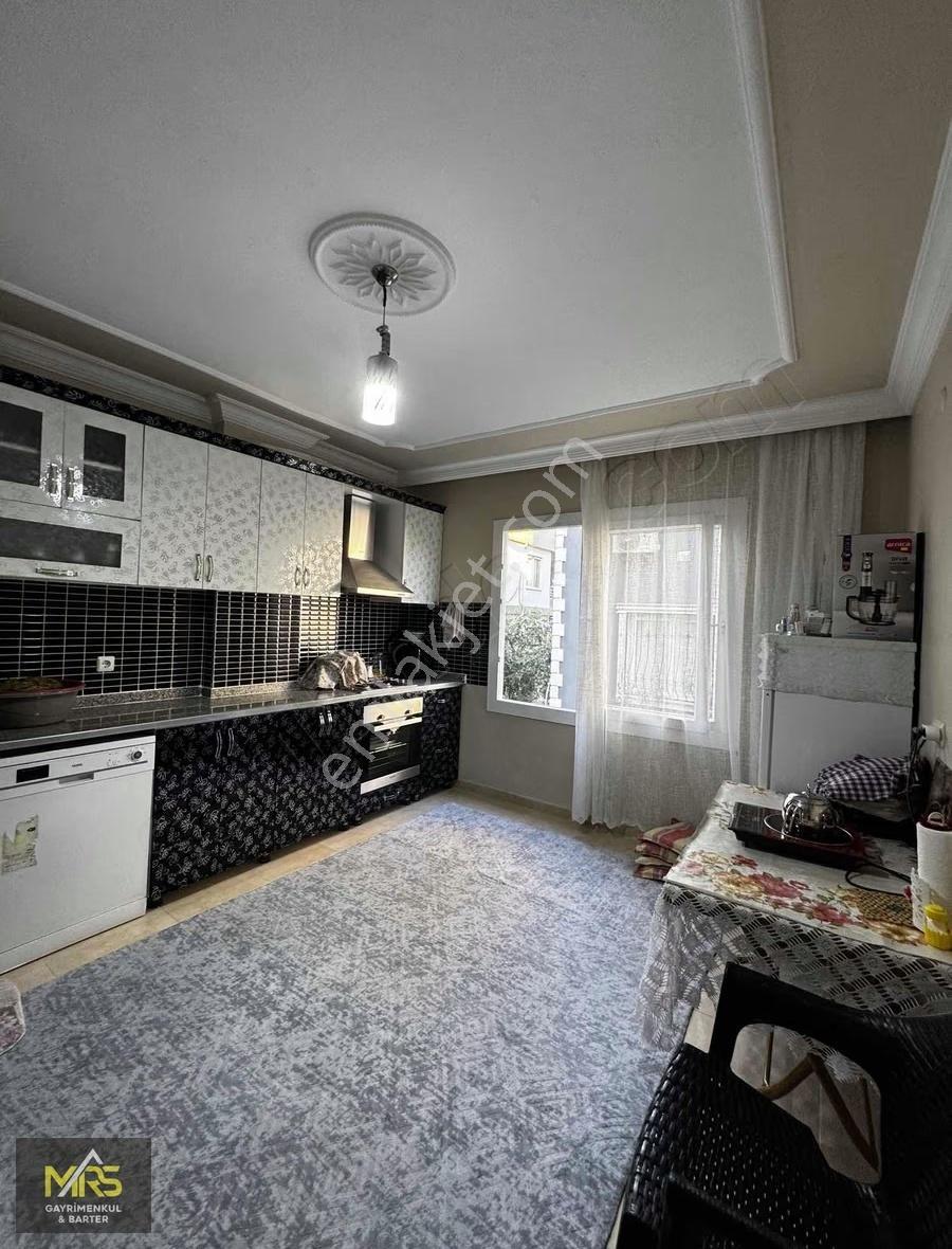 Mersin Selçuklar Mahallesinde 3 Katlı Müstakil - Görsel 13