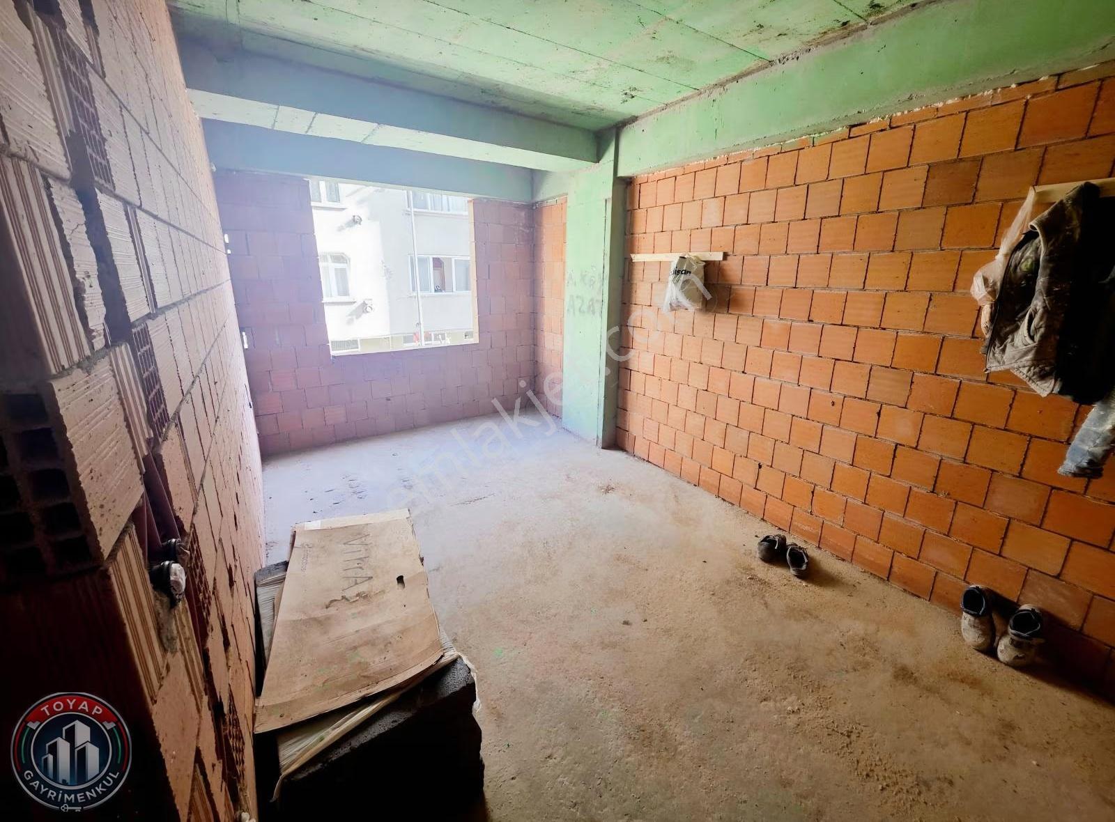 Toyap İnş 50. Yıl 3+1 125 M2 Tramvaya 2 Dk Acil Satılık Daire - Görsel 14