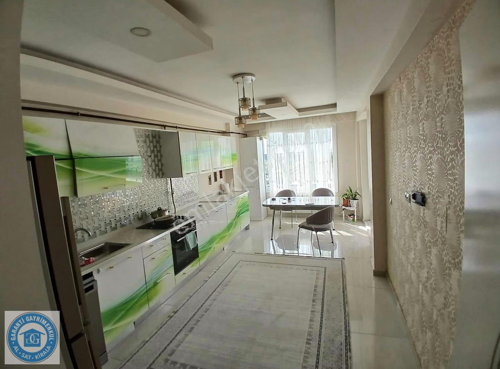 Stadyum Yolunda Acil Satılık 4+1 Daire - Görsel 3