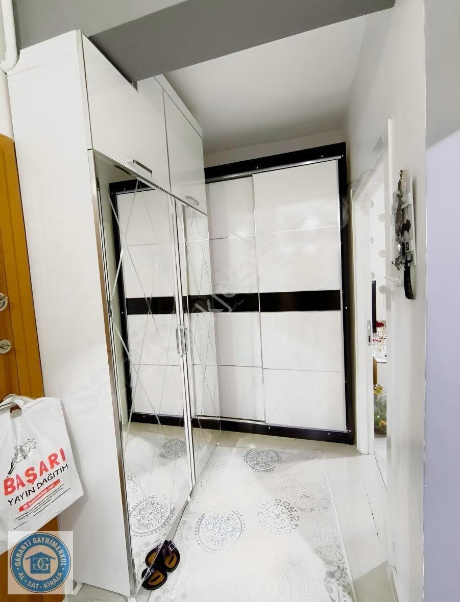 Bağcılarda Satılık 2+1 Daire | Paris Düğün Salonu Arkası| - Görsel 2