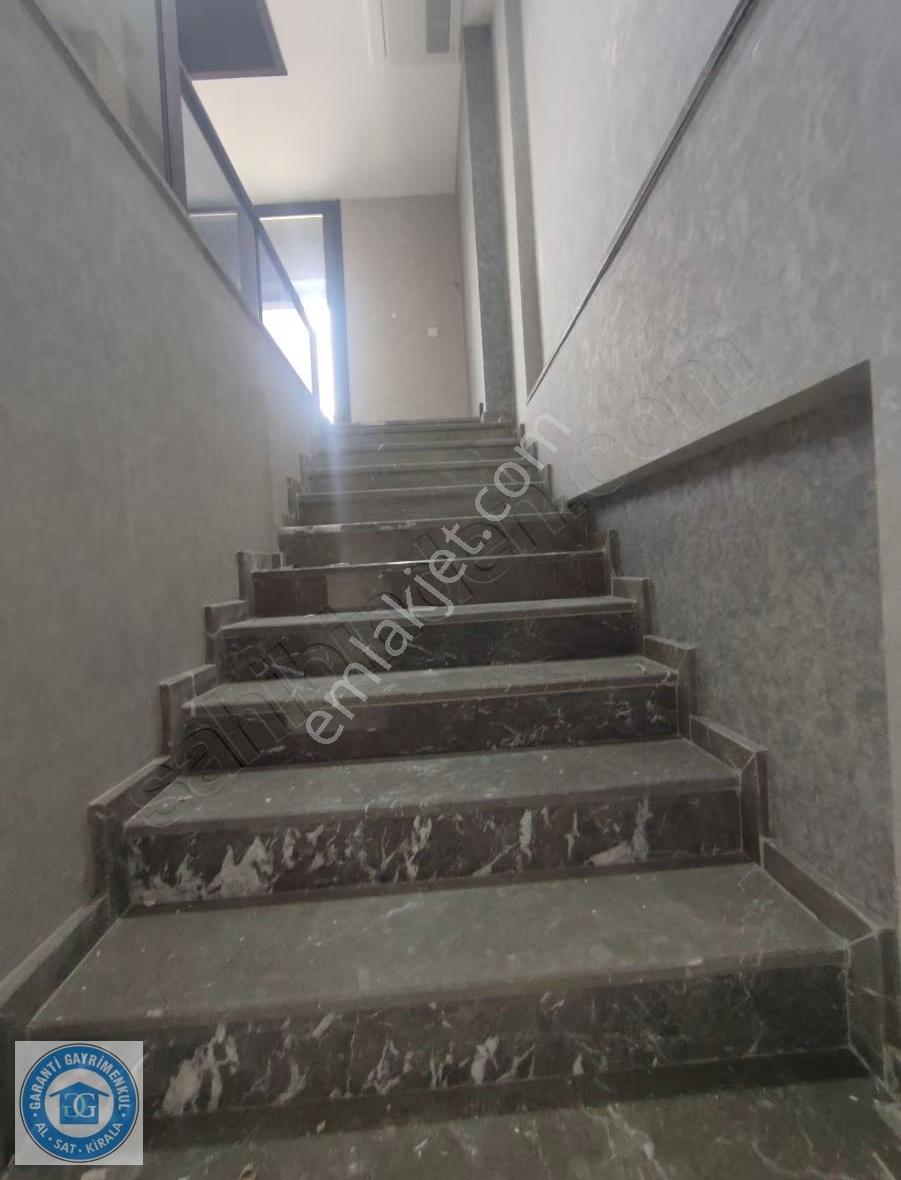 Ay Center'dasatılık Dubleks Büro - Görsel 9