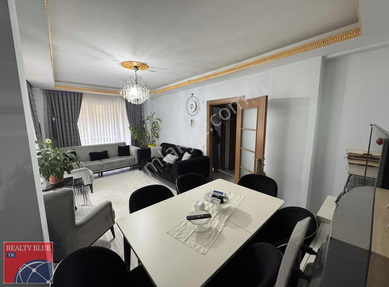 Adil Mahallesi Butik Site İçi Satılık 2+1 Ferah Ters Dubleks - Görsel 3