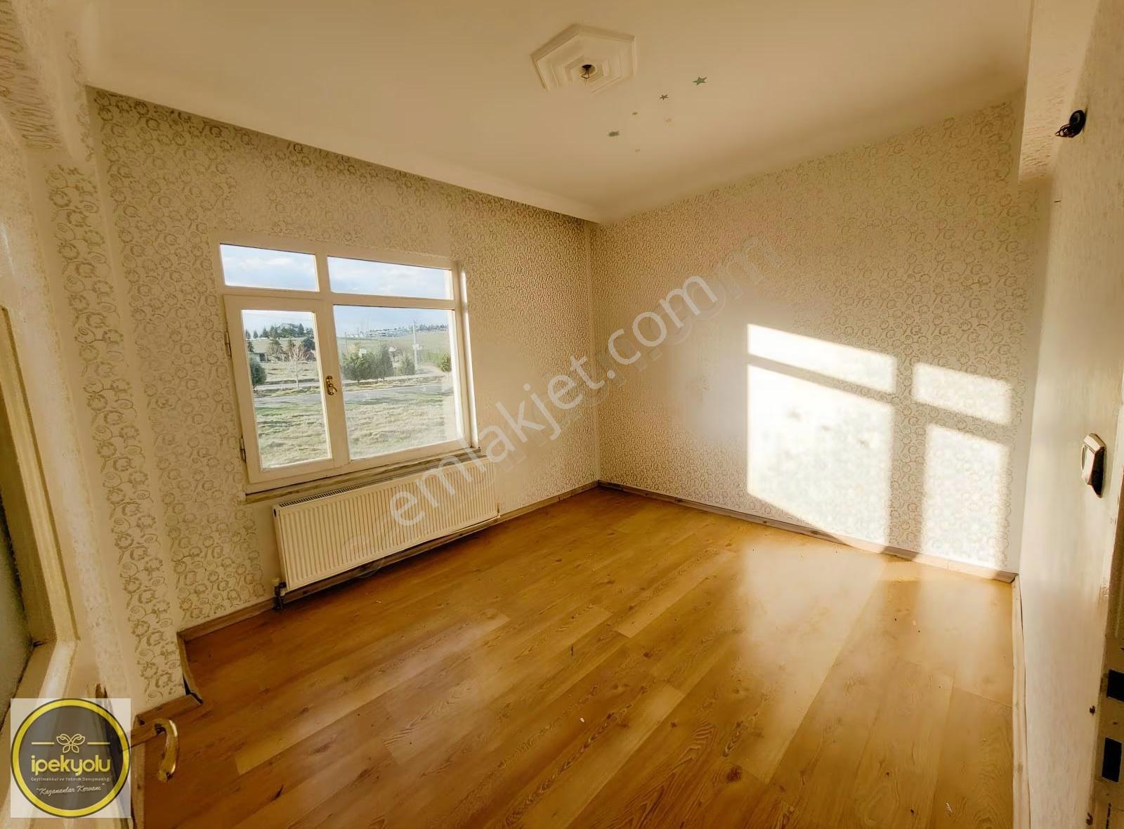 İpekyolu Gayrimenkulden Dinarbey Sitesinde 3+1 Satılık Daire - Görsel 17