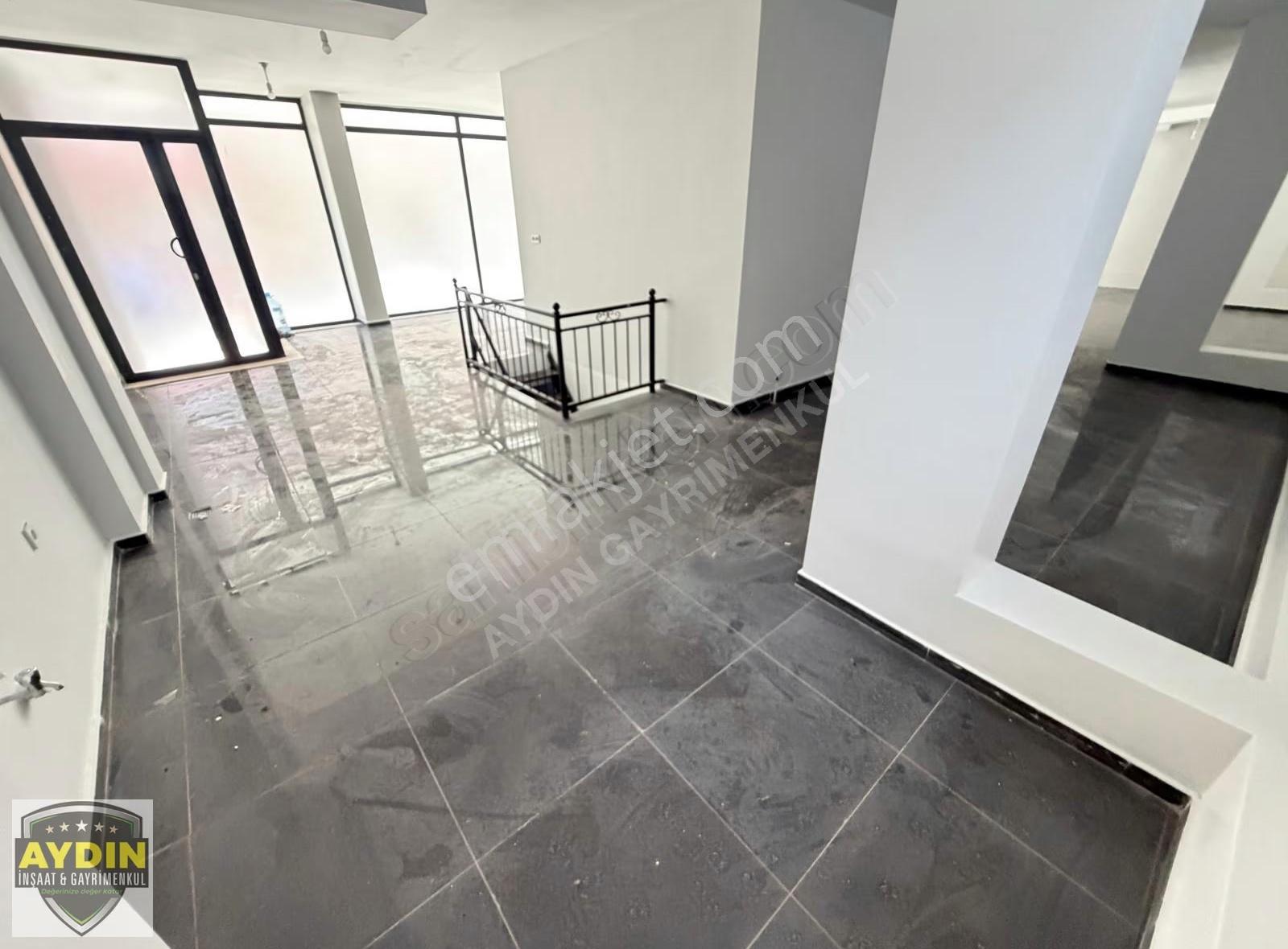 Sultangazi Cebeci'de 100m² Depolu Kiralık Dükkan - Görsel 4