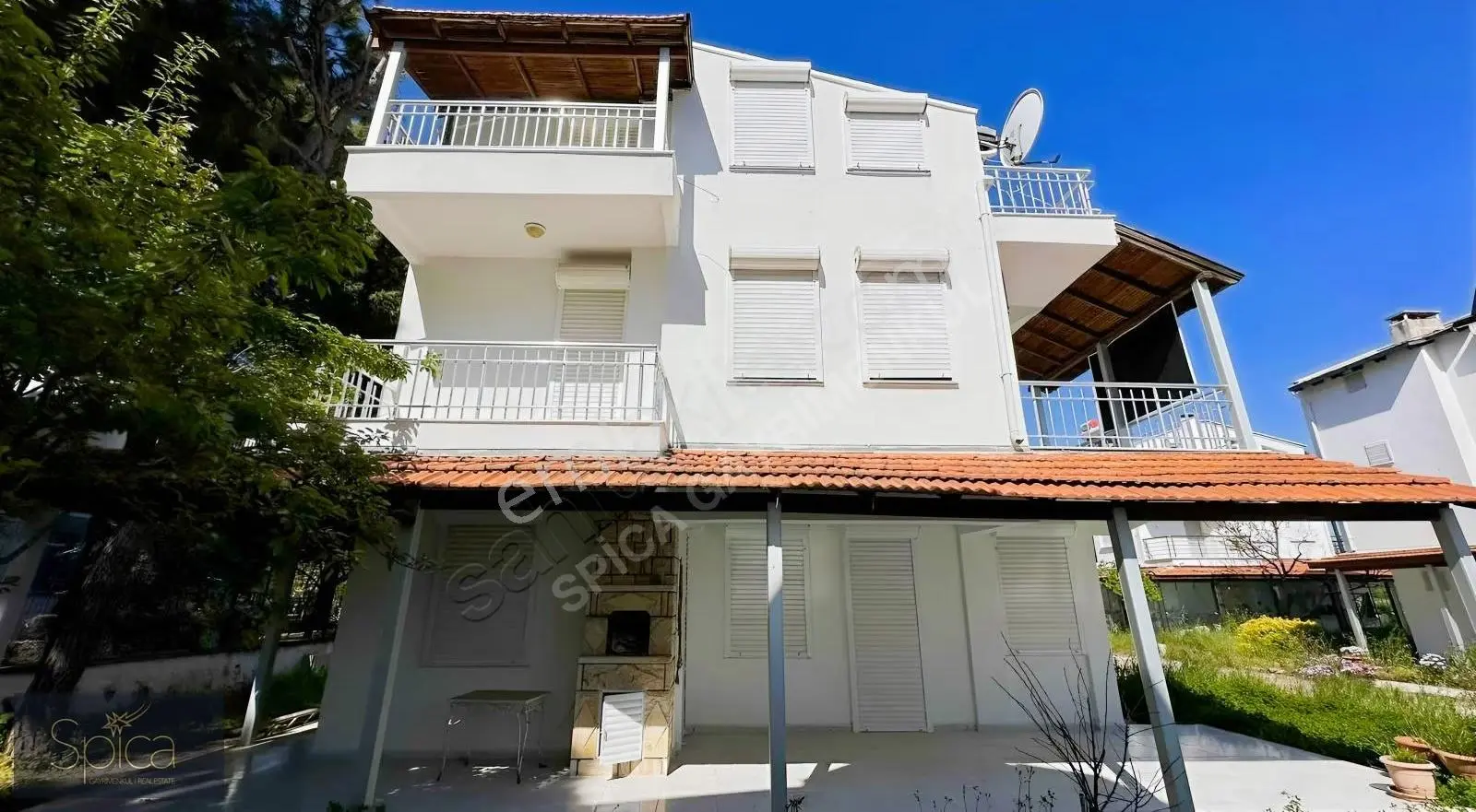 Ayvalık Altınova Satılık 4+1 Villa Manaskent Sitesi - Görsel 2