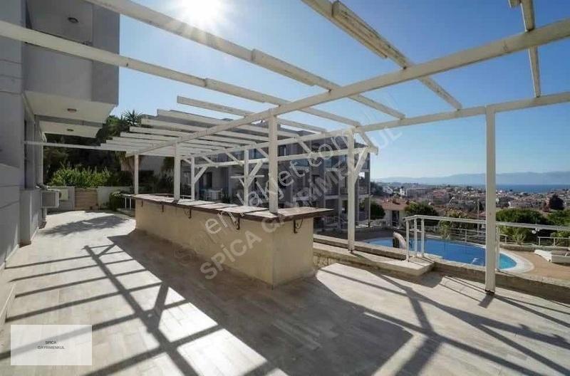Çeşme'de 1+1 Sıfır Eşyalı Özel Tasarım Manzaralı Güvenlikli - Görsel 19