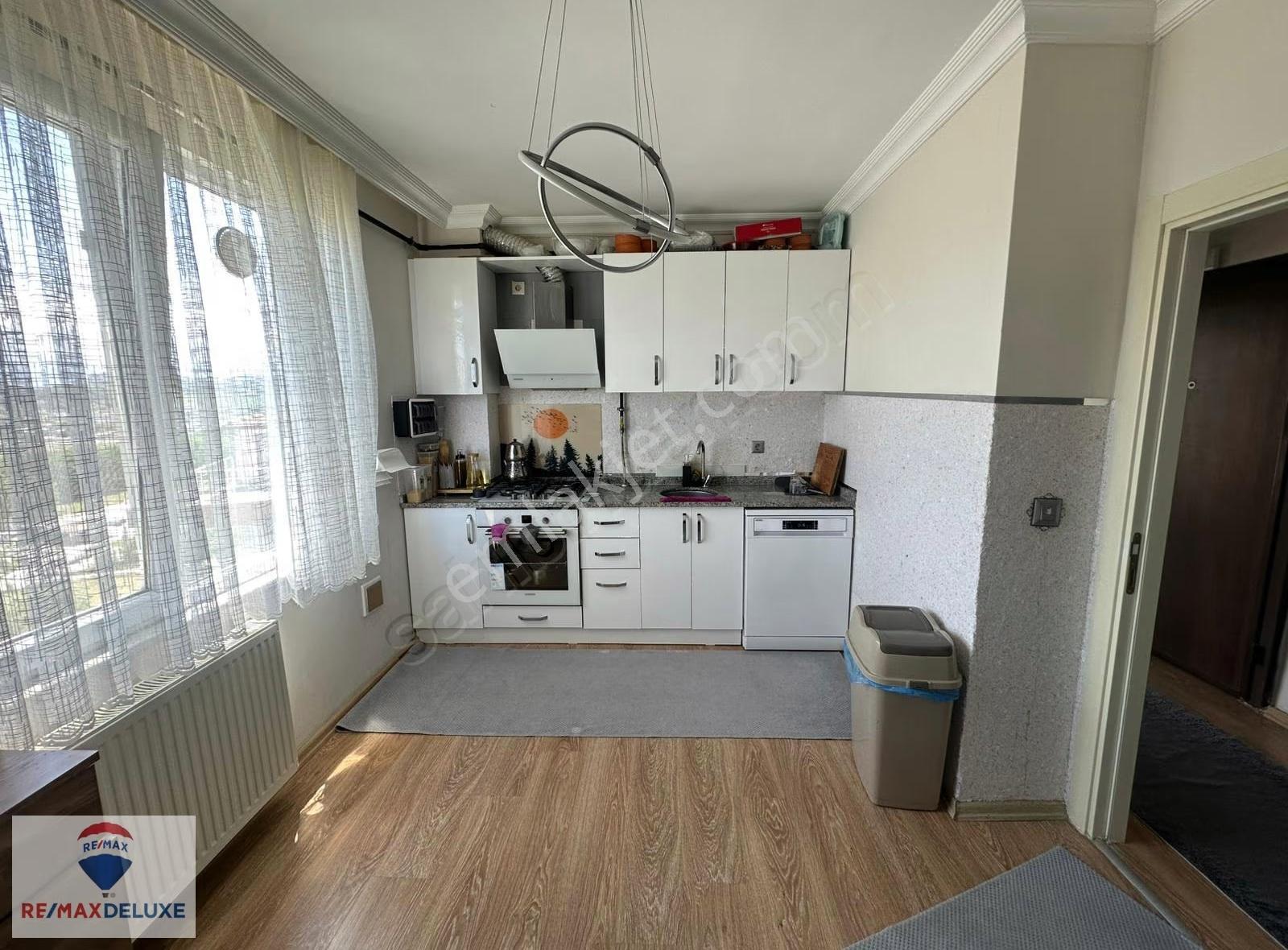 Remax Deluxe'den Çayırköy Mahallesinde Fırsat 2+1 Satılık Daire - Görsel 10