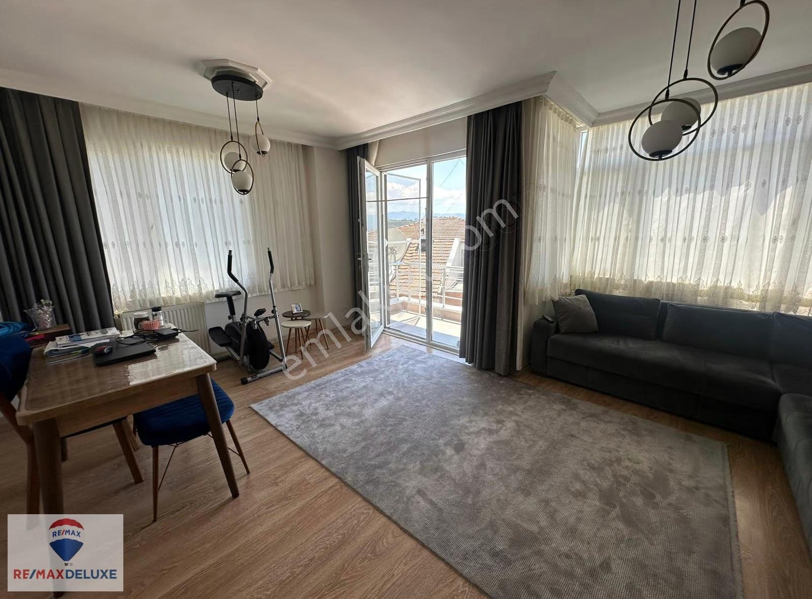 Remax Deluxe'den Çayırköy Mahallesinde Fırsat 2+1 Satılık Daire - Görsel 13