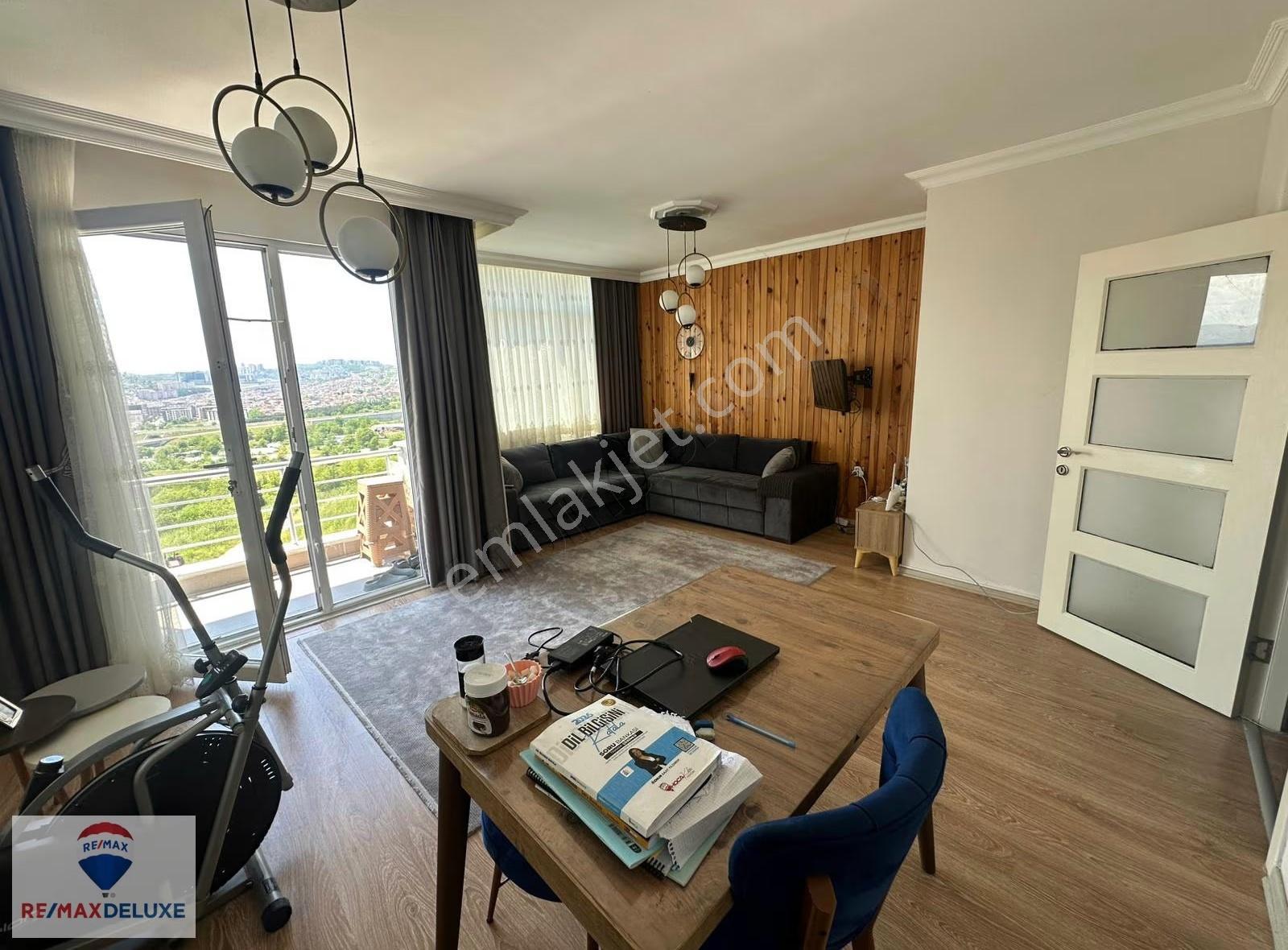 Remax Deluxe'den Çayırköy Mahallesinde Fırsat 2+1 Satılık Daire - Görsel 2