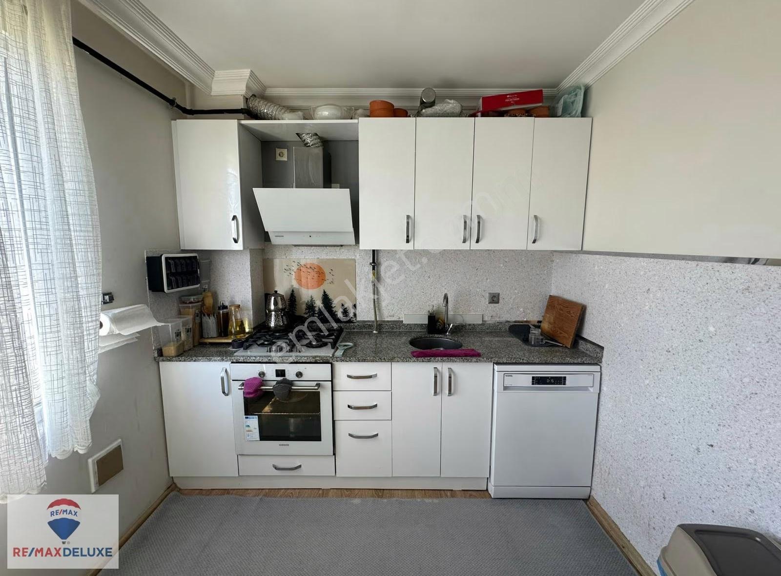 Remax Deluxe'den Çayırköy Mahallesinde Fırsat 2+1 Satılık Daire - Görsel 17