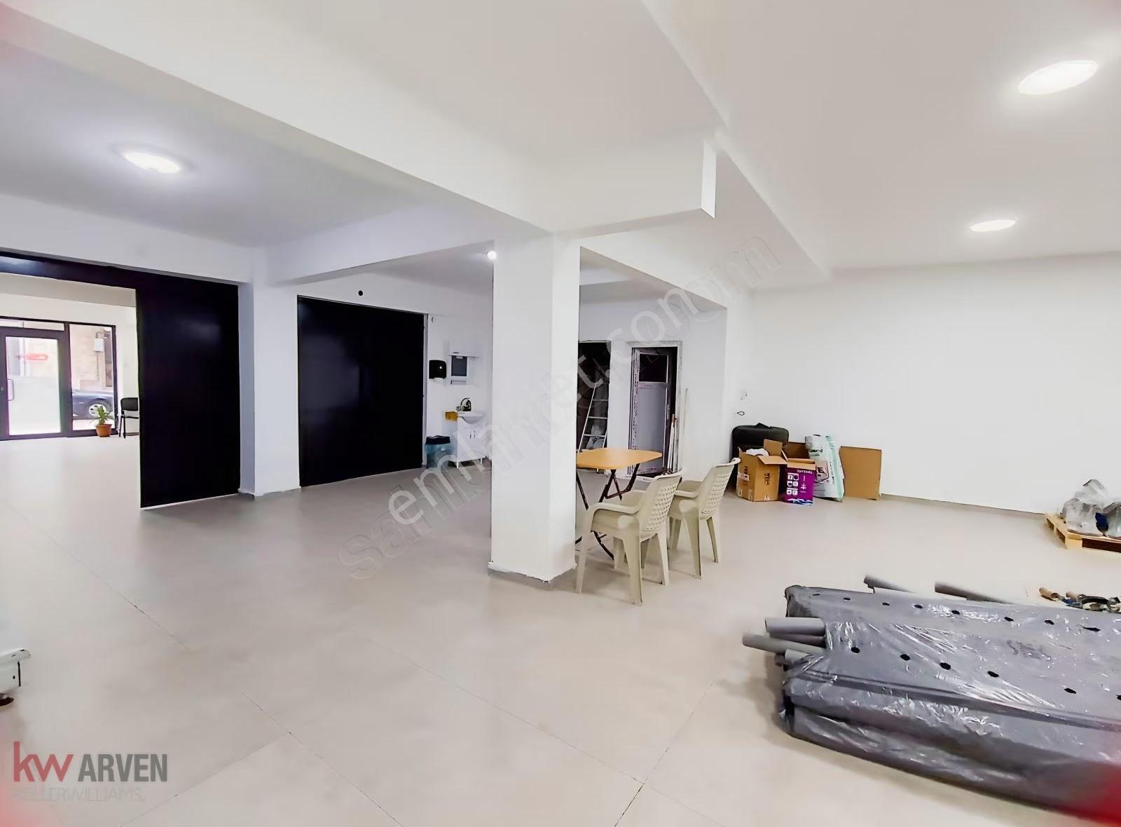 Kw.arven G.y Den Kartepe İstasyon Da 165m2 Kiralık Dükkan - Görsel 9
