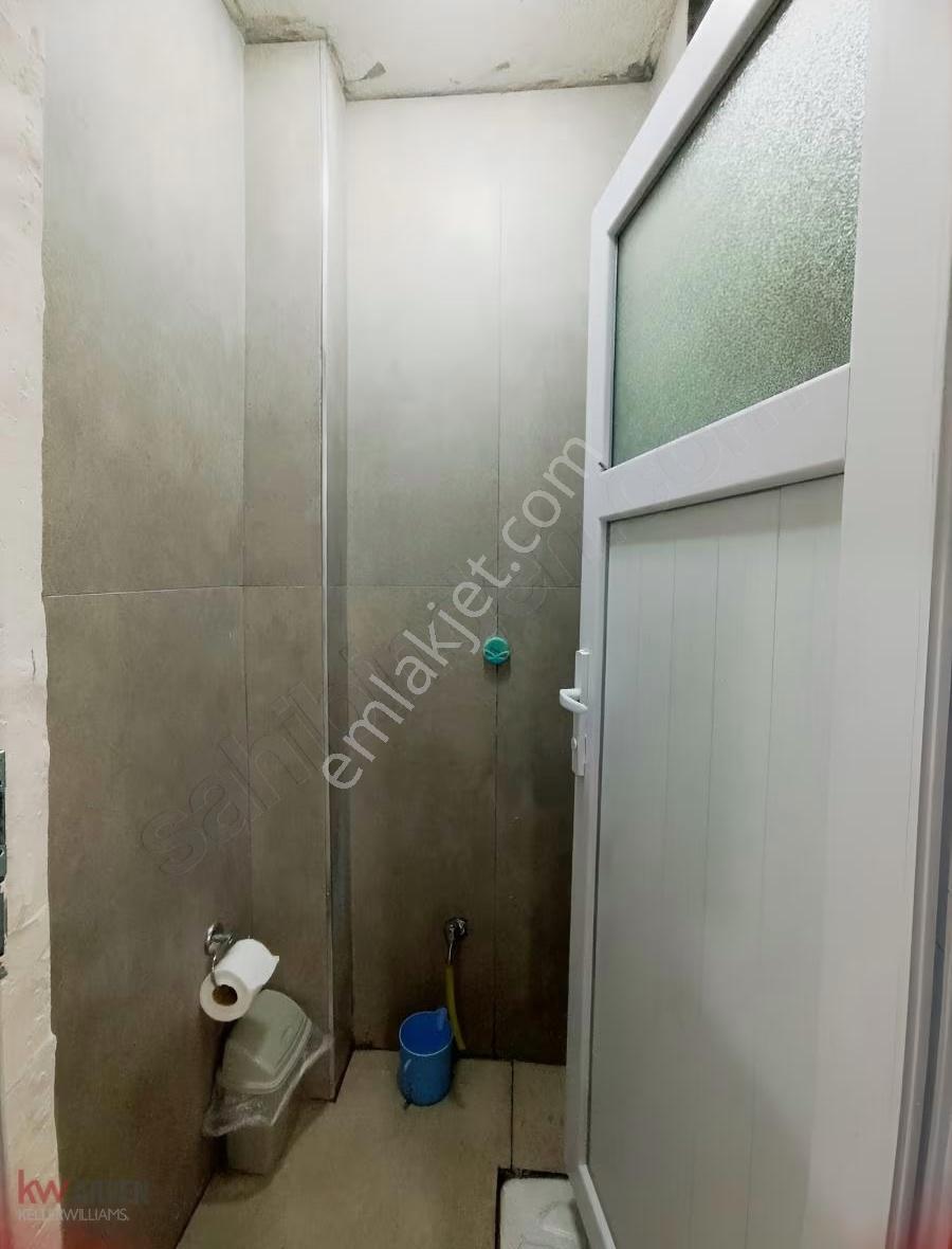 Kw.arven G.y Den Kartepe İstasyon Da 165m2 Kiralık Dükkan - Görsel 15