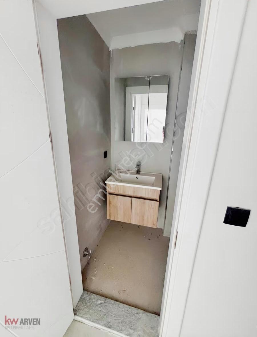 Başiskele Sahilde Denize Sıfır Kiralık 2+1 Ara Dubleks Daire - Görsel 22
