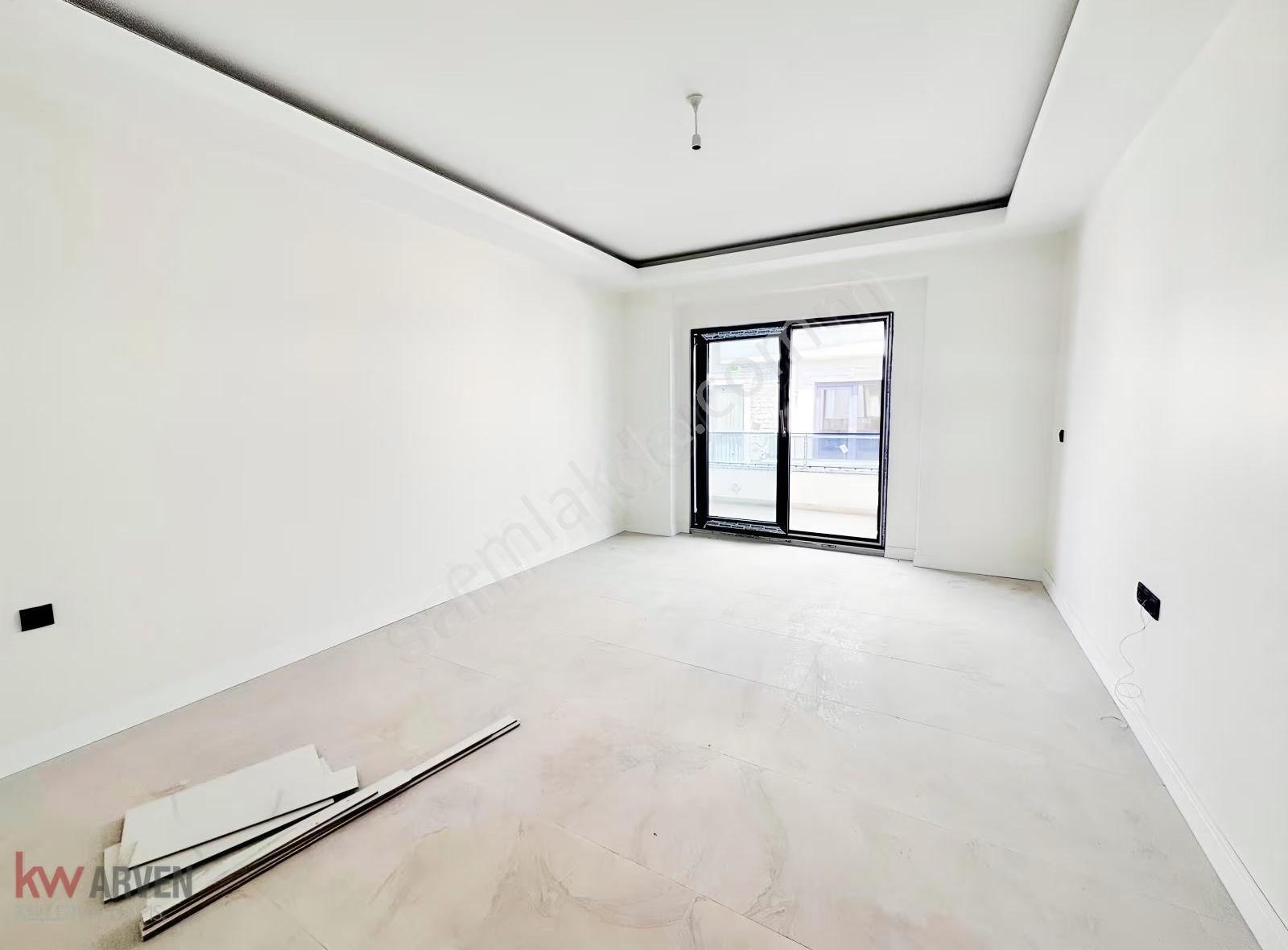Başiskele Sahilde Denize Sıfır Kiralık 2+1 Ara Dubleks Daire - Görsel 11