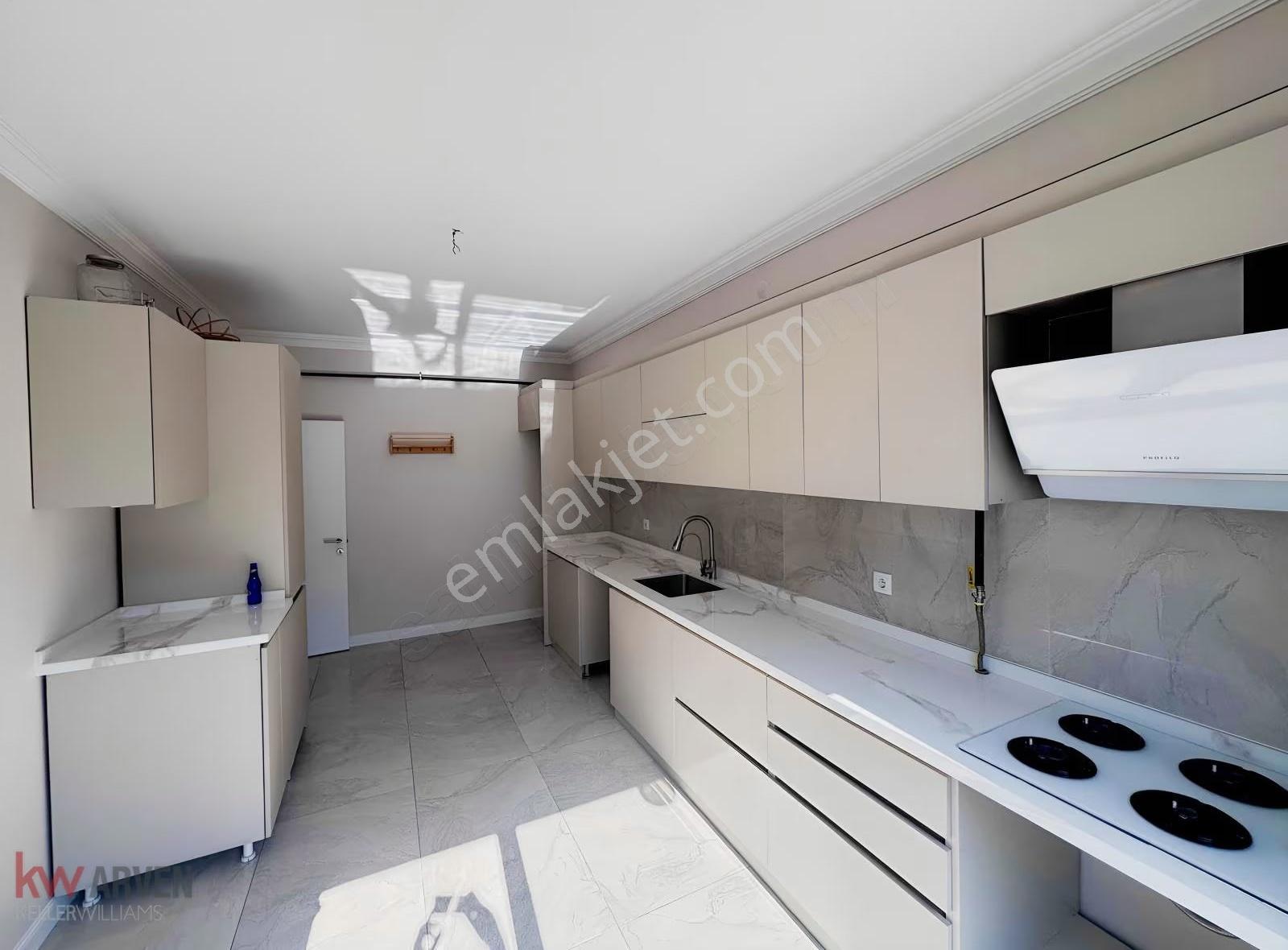 Başiskele Sahil Kenarı Kiralık 3+1 Çatı Dubleks Daire - Görsel 6