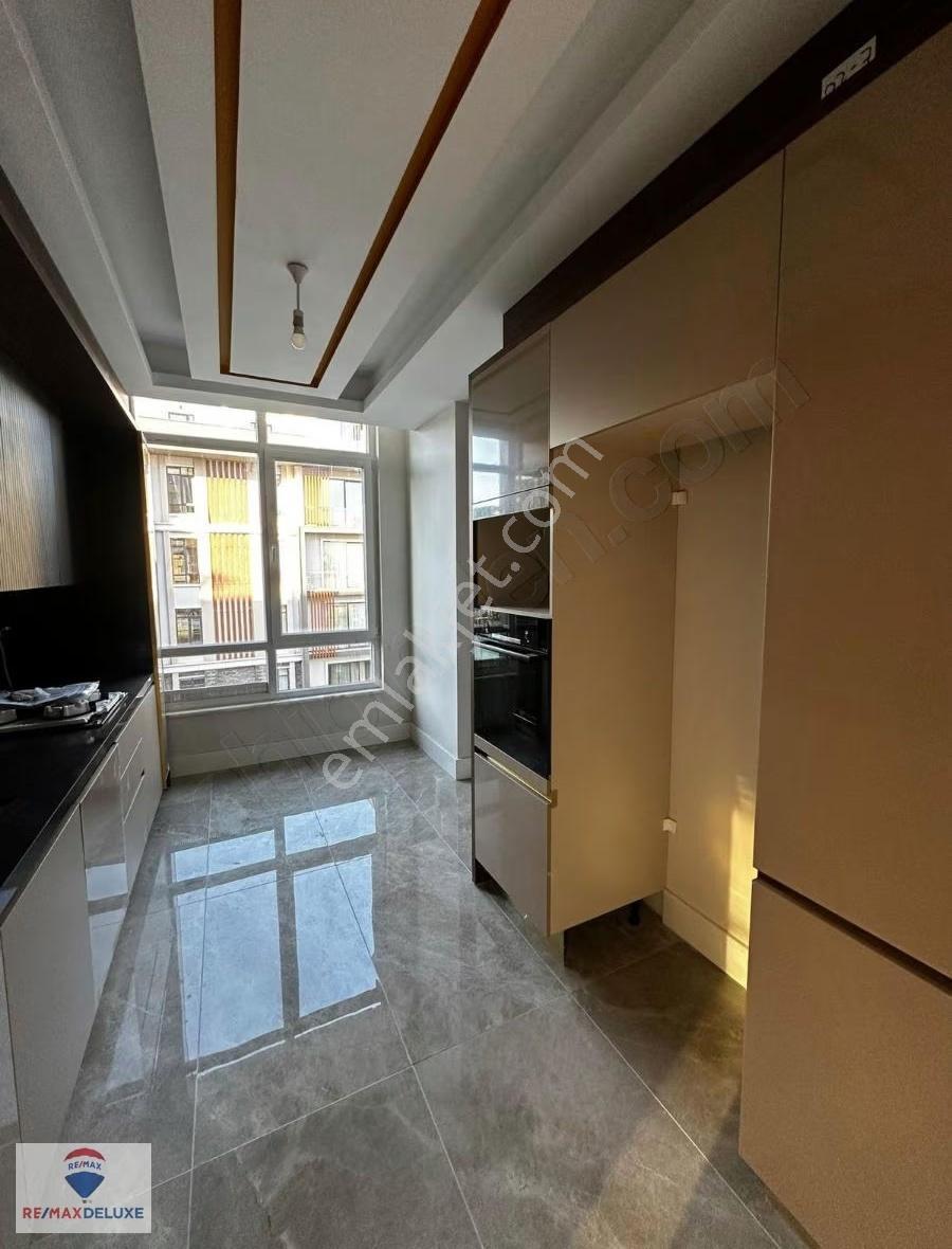 Zeray Esil Sitesinde Geniş Tip Arakat 3+1 Kiralık Daire - Görsel 22