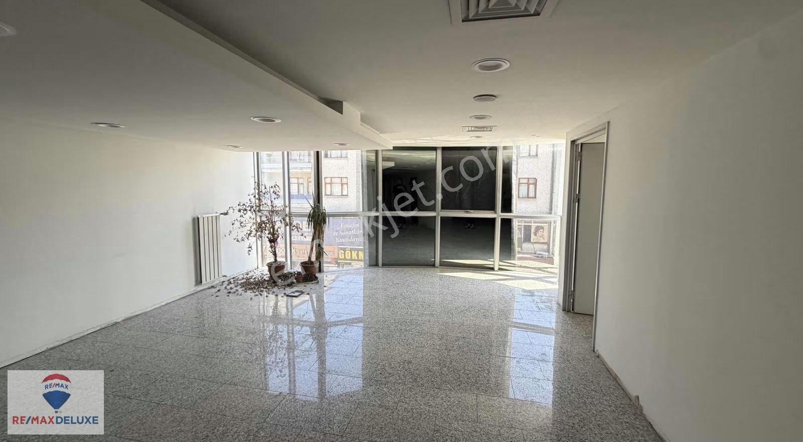 İzmit Bekirdere'de Merkezi Lokasyonda Kiralık Komple Bina - Görsel 2