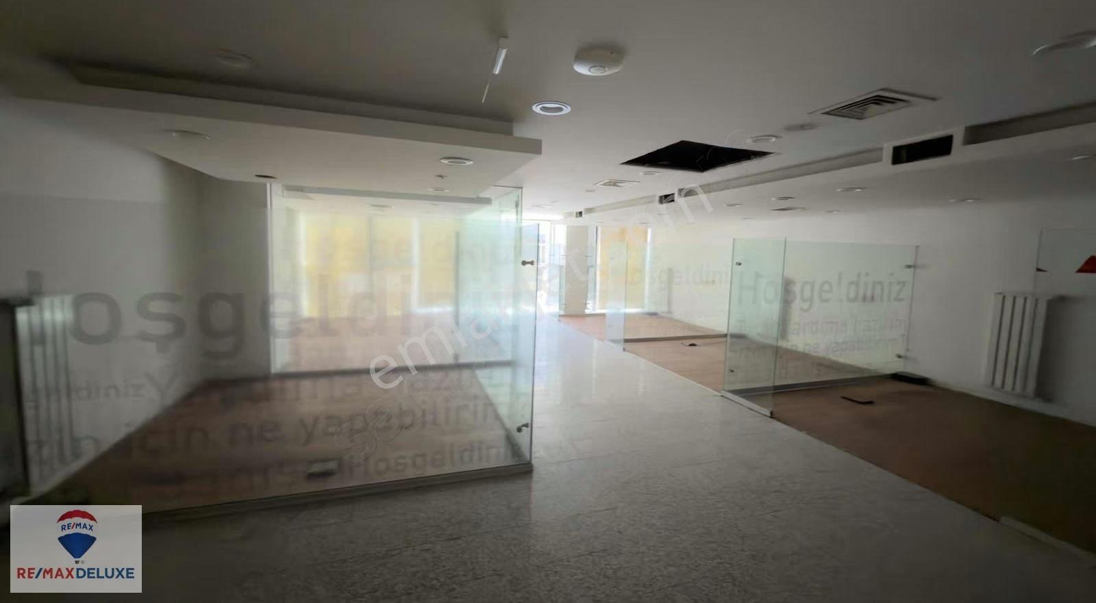 İzmit Bekirdere'de Merkezi Lokasyonda Kiralık Komple Bina - Görsel 24