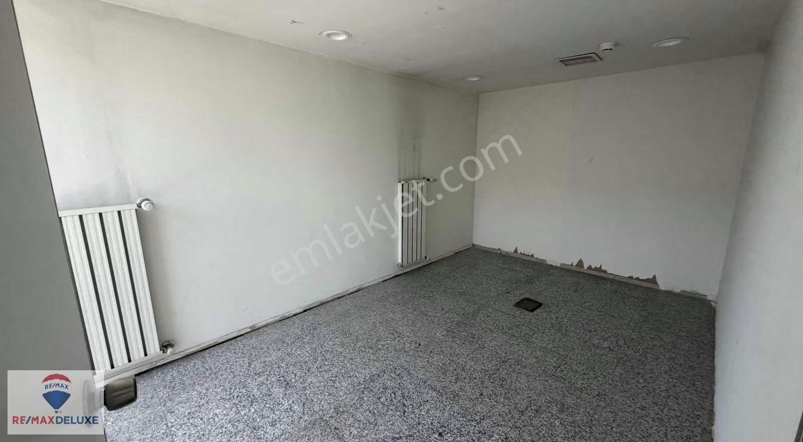 İzmit Bekirdere'de Merkezi Lokasyonda Kiralık Komple Bina - Görsel 33