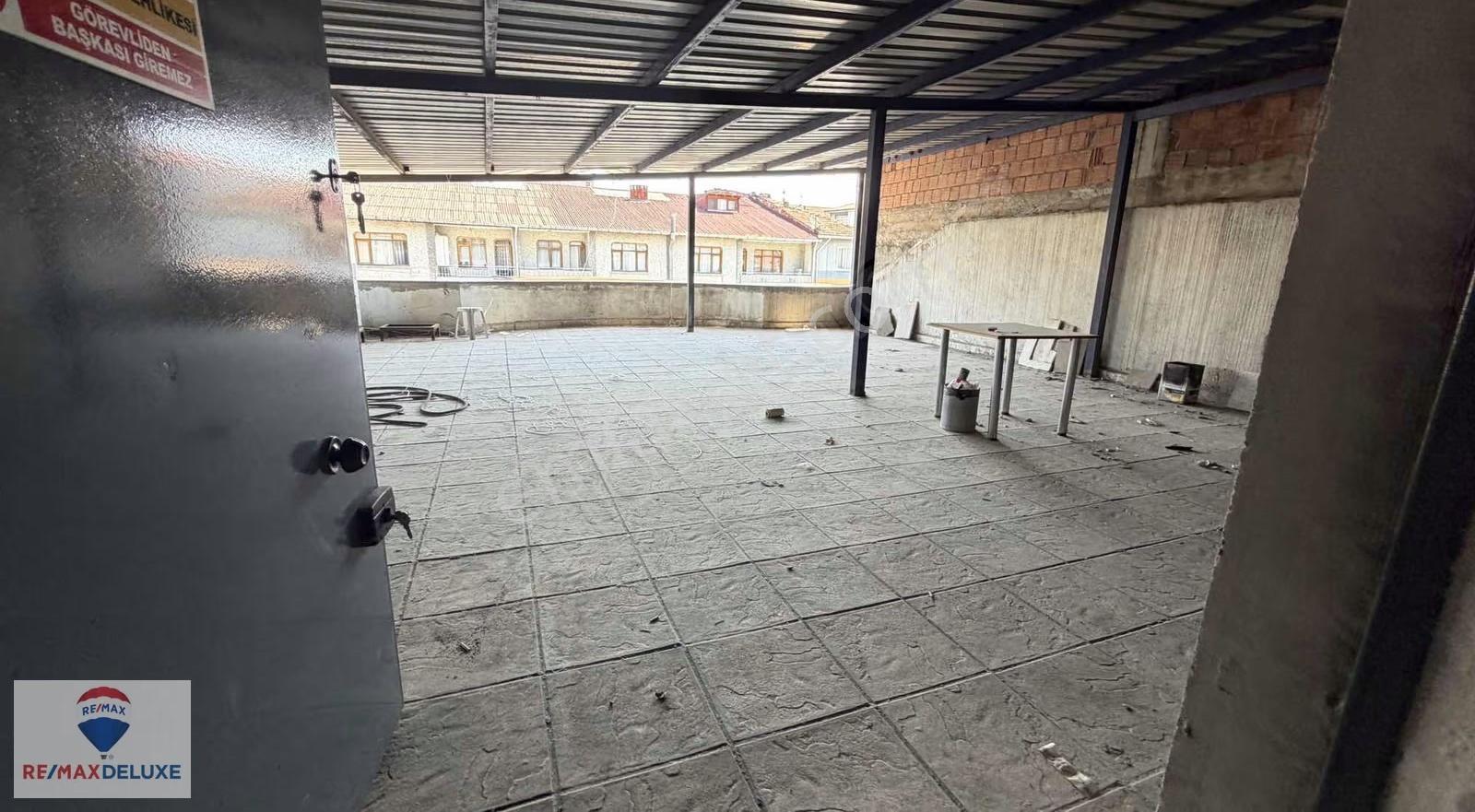 İzmit Bekirdere'de Merkezi Lokasyonda Kiralık Komple Bina - Görsel 32