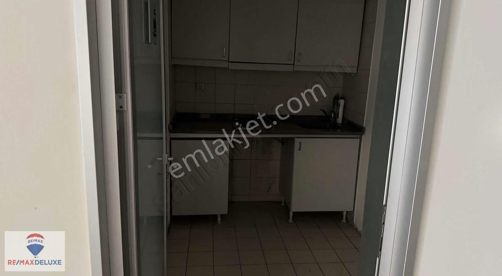 İzmit Bekirdere'de Merkezi Lokasyonda Kiralık Komple Bina - Görsel 7