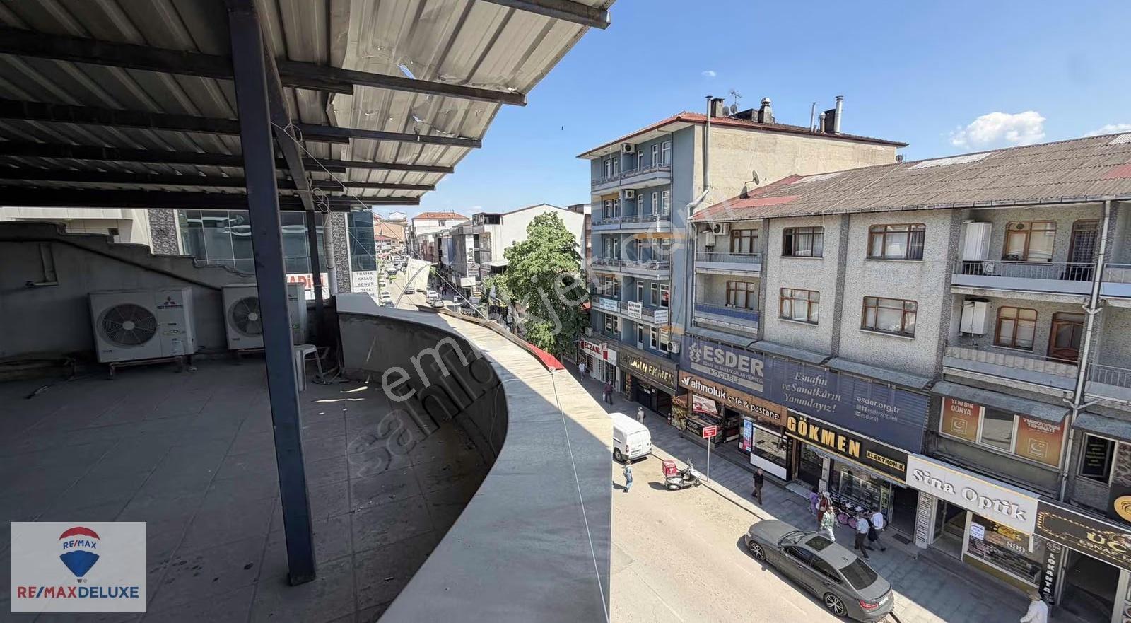 İzmit Bekirdere'de Merkezi Lokasyonda Kiralık Komple Bina - Görsel 17