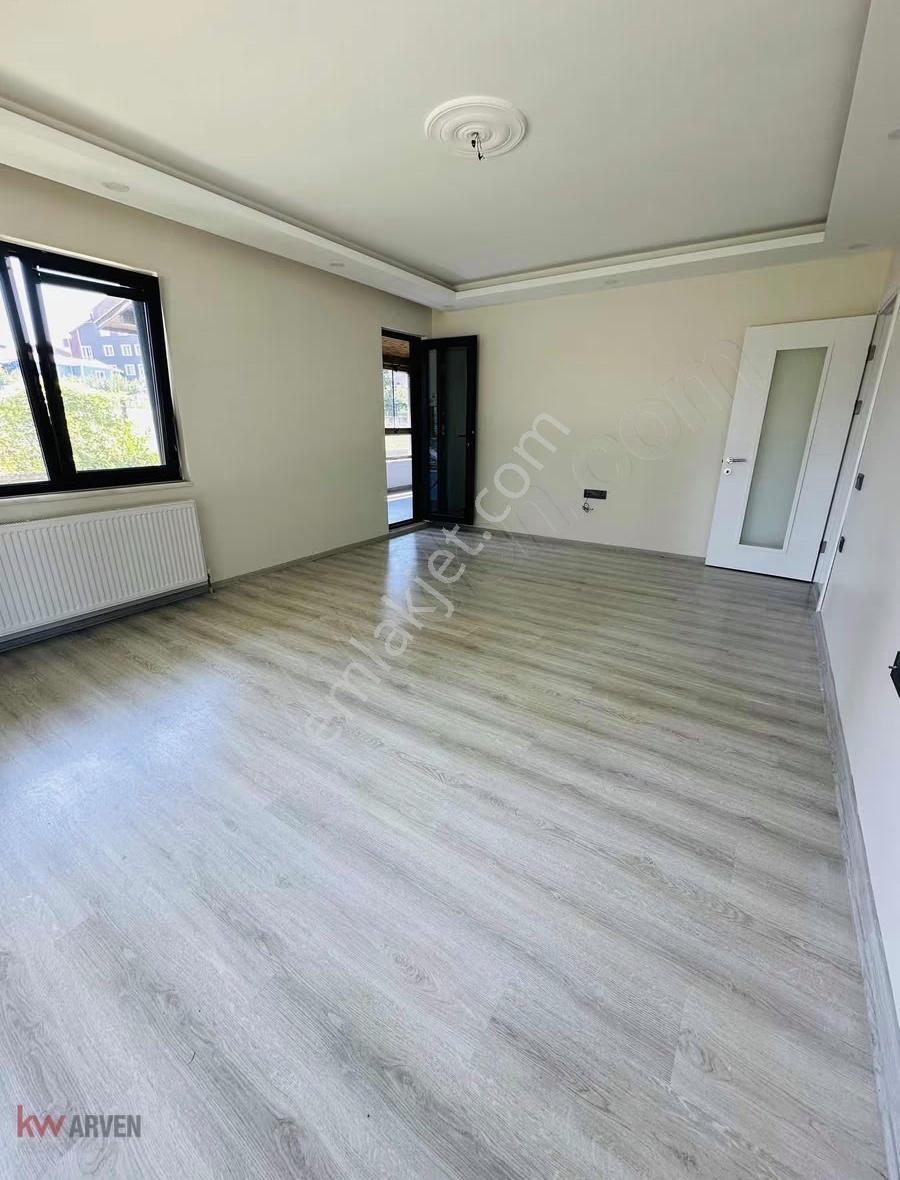Başiskele'de Köklükaya Sitesinde Bahçeli Geniş 3+1 Satılık Daire - Görsel 11