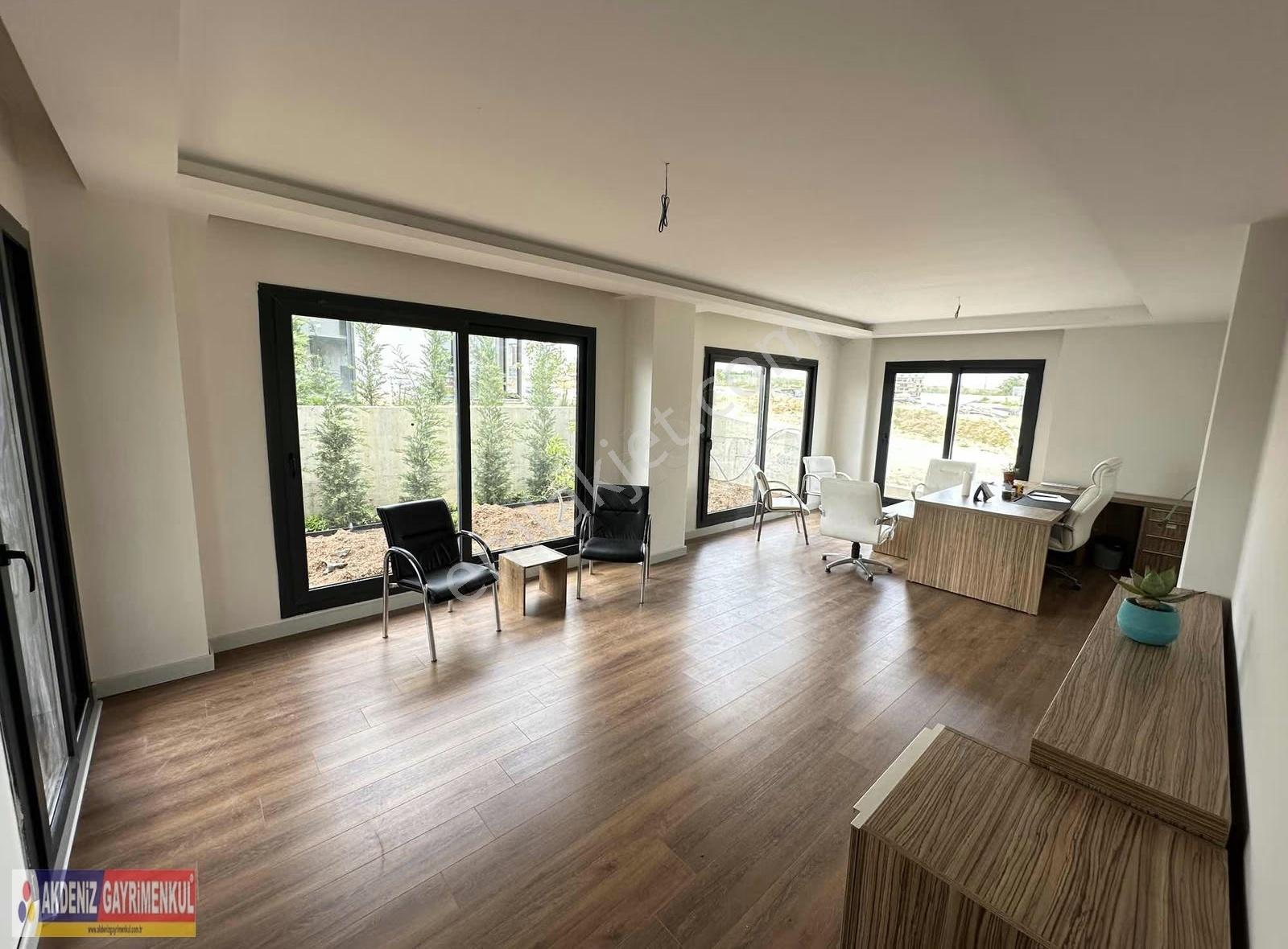 Bulvar'a Yakın Site İçi Yerden Isıtmalı Sıfır Lüks Villa - Görsel 21