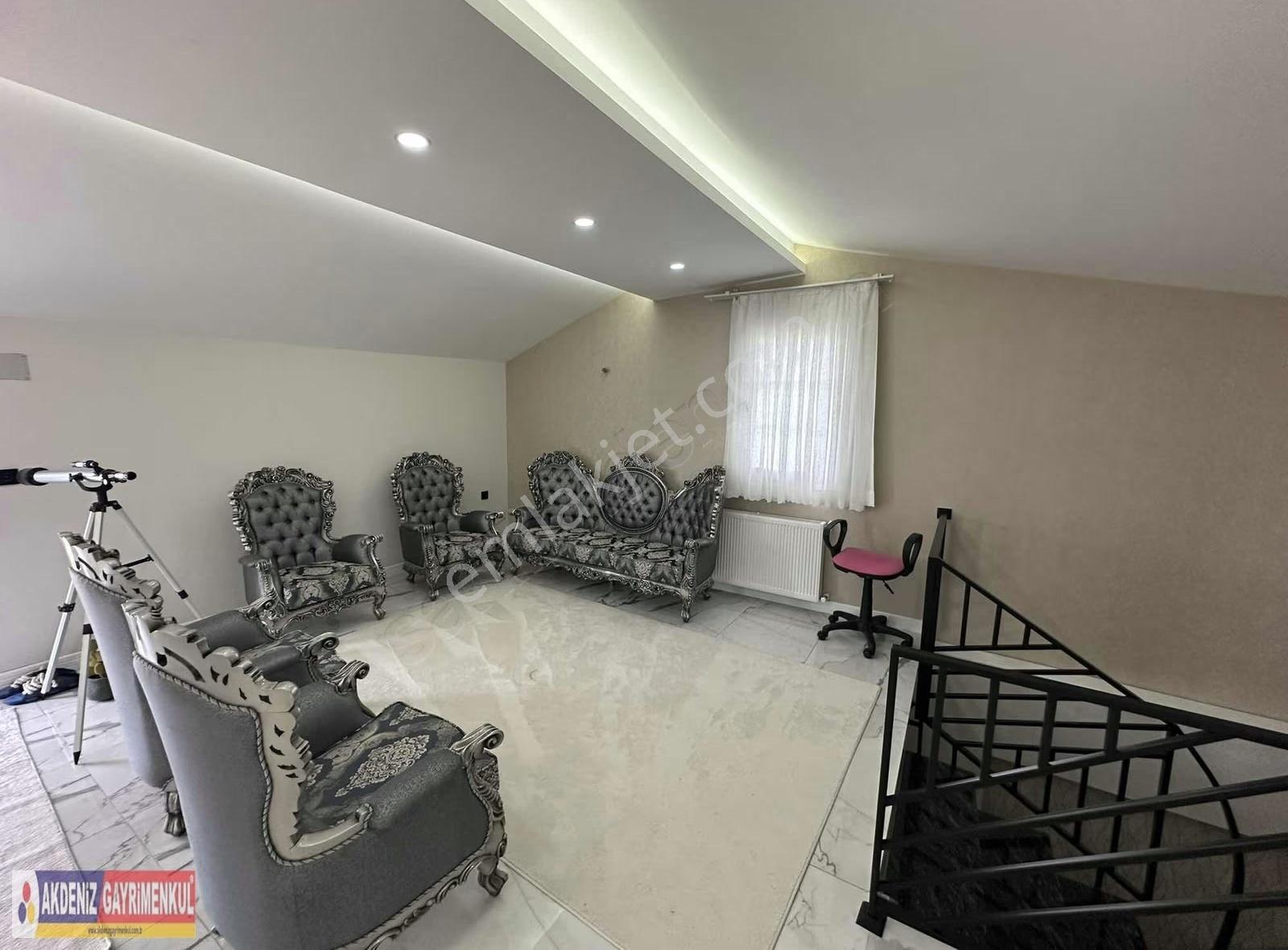Elit Site İçerisinde Özel İşçilikli Geniş Lüks Kiralık Villa - Görsel 2