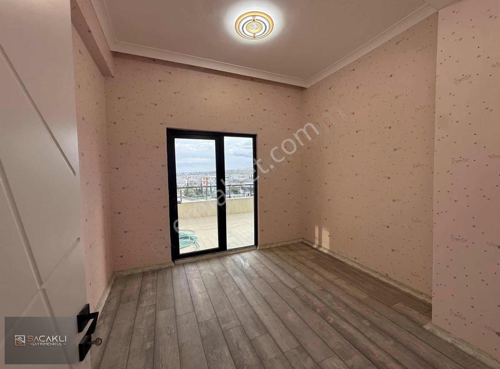 Kadir Saçaklı Emlak'tan Çamlıyayla'da Satılık Villa - Görsel 16