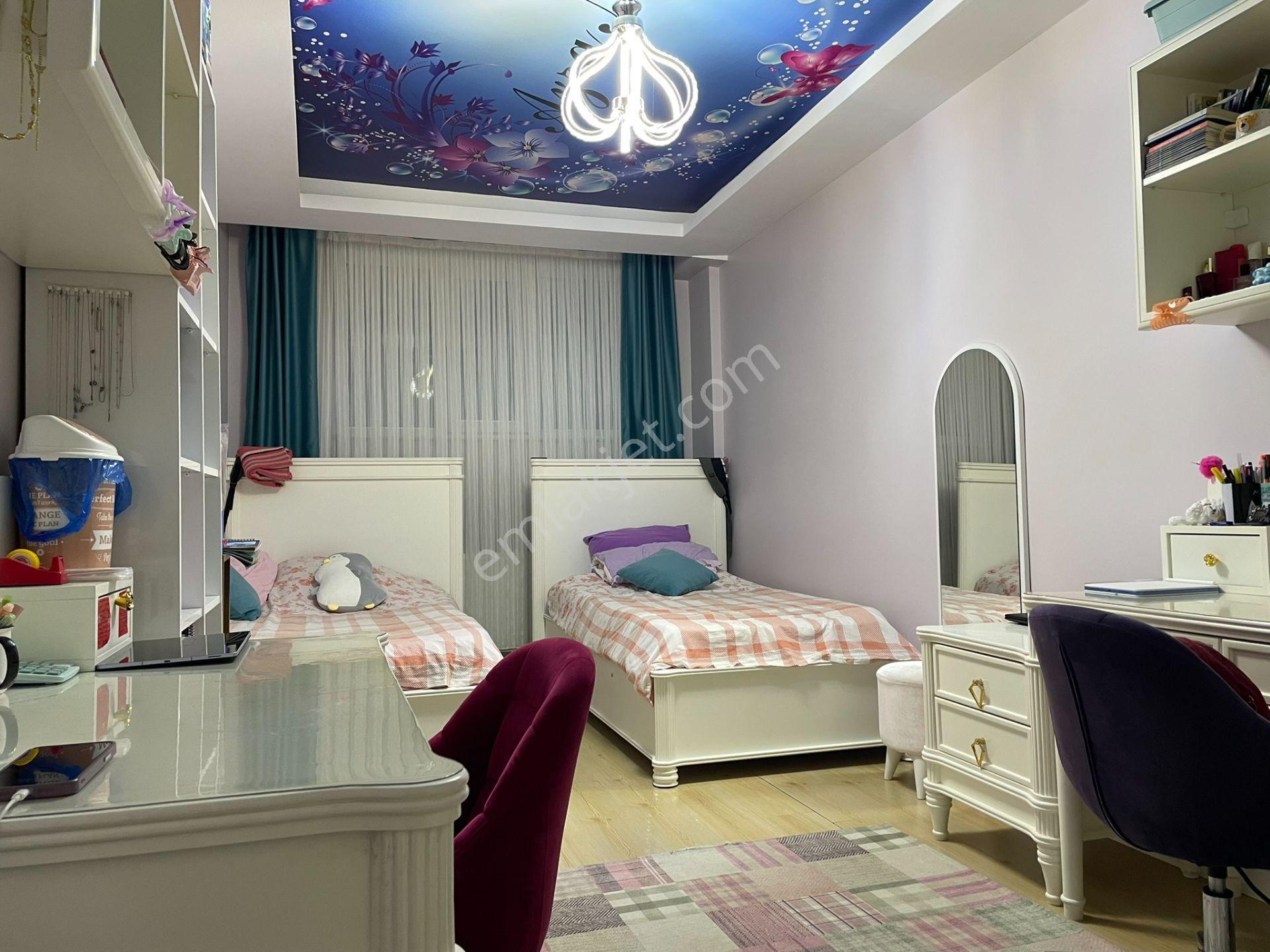 Gaziosmanpaşa Merkez Mah. Yeşilova Sokak Net 130 M² 2+1 (60 M² Müstakil Bahçeli) - Görsel 10