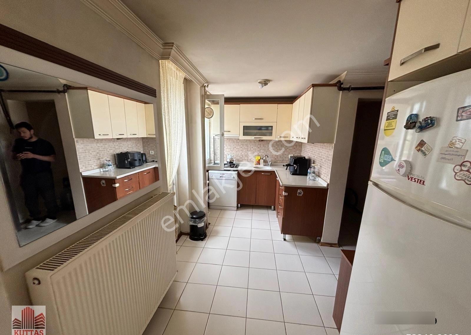 Metro Karşısı Teraslı Eşyalı 2+1 Kiralık Daire - Görsel 4