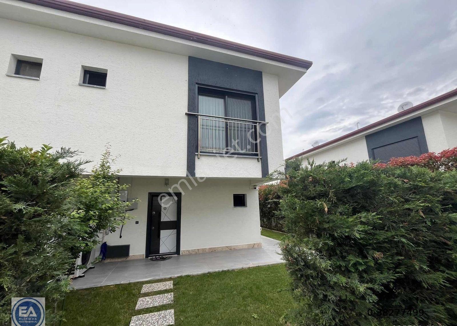 Davutlar Havuzlu Site İçerisinde 3+1 Geniş Villa - Görsel 14