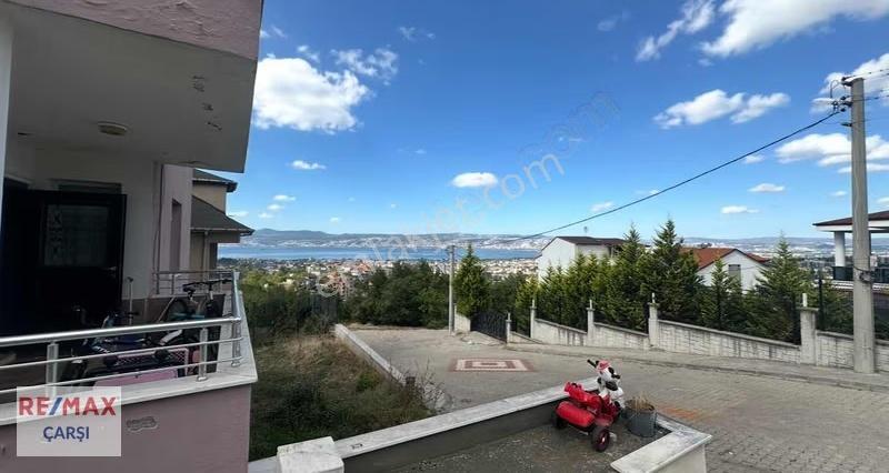 Başiskele Döngelde Kiralık 2+2 Daire