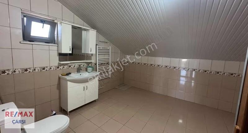 Başiskele Döngelde Kiralık 2+2 Daire - Görsel 14
